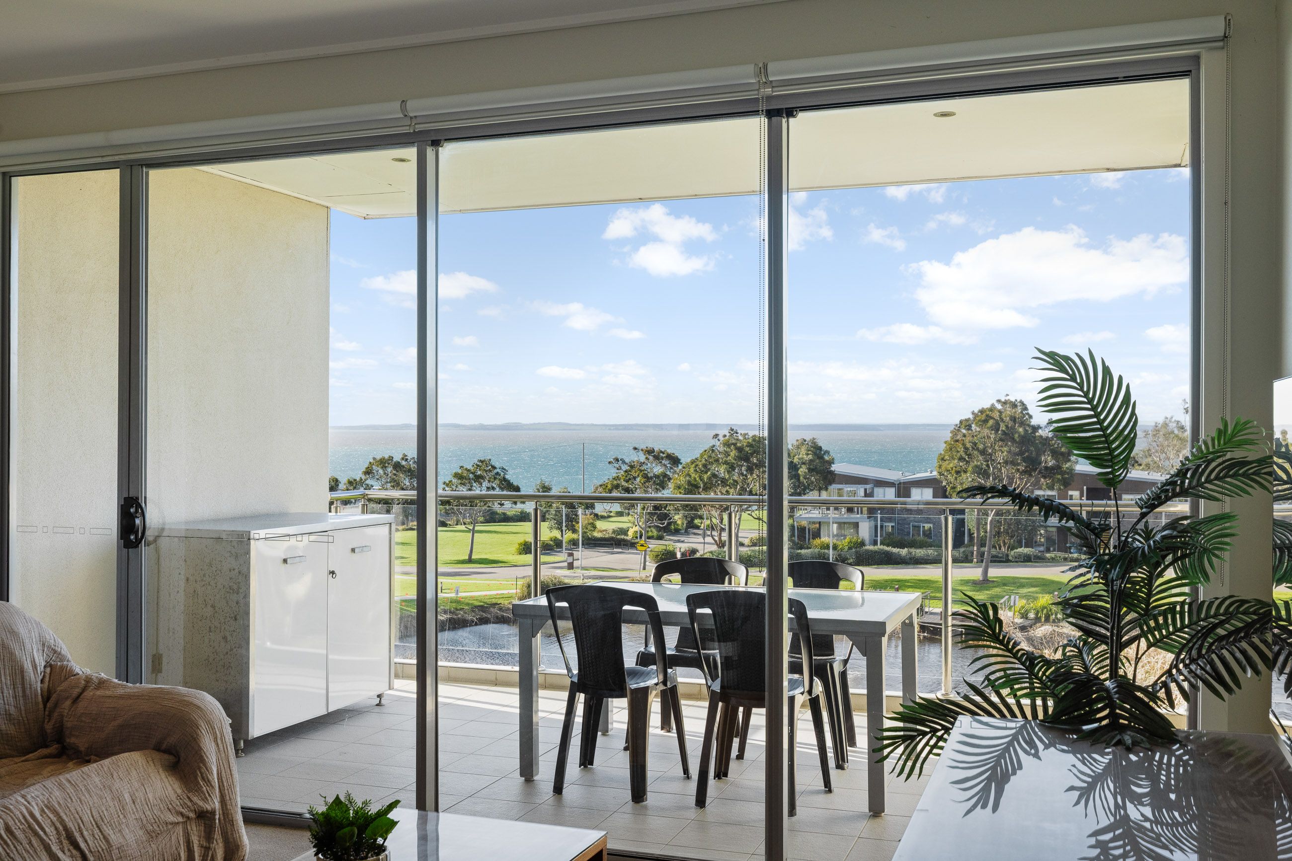 17 Potters Hill Road, San Remo VIC 3925