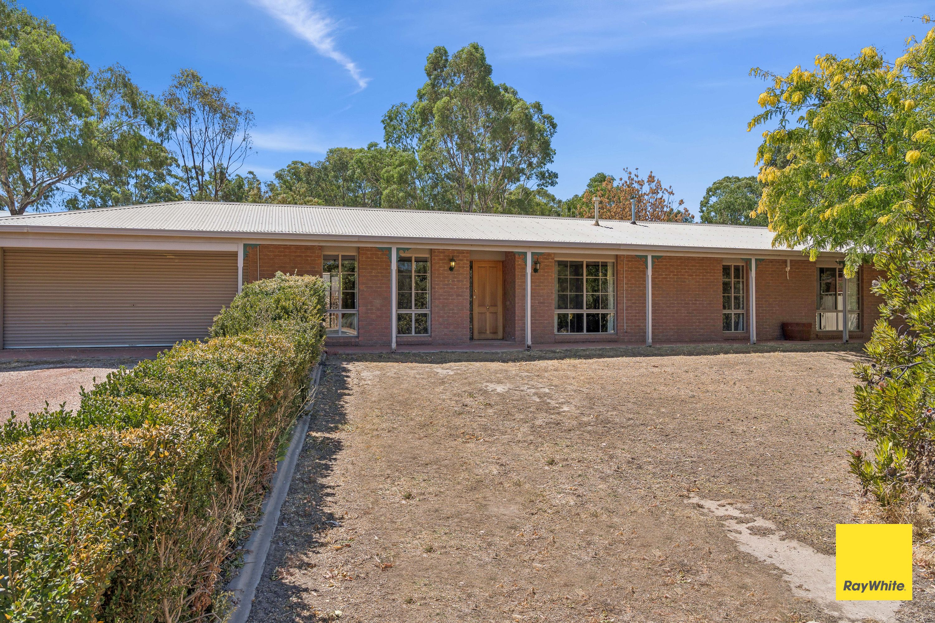 4 Pioneer Drive, Maiden Gully, VIC 3551