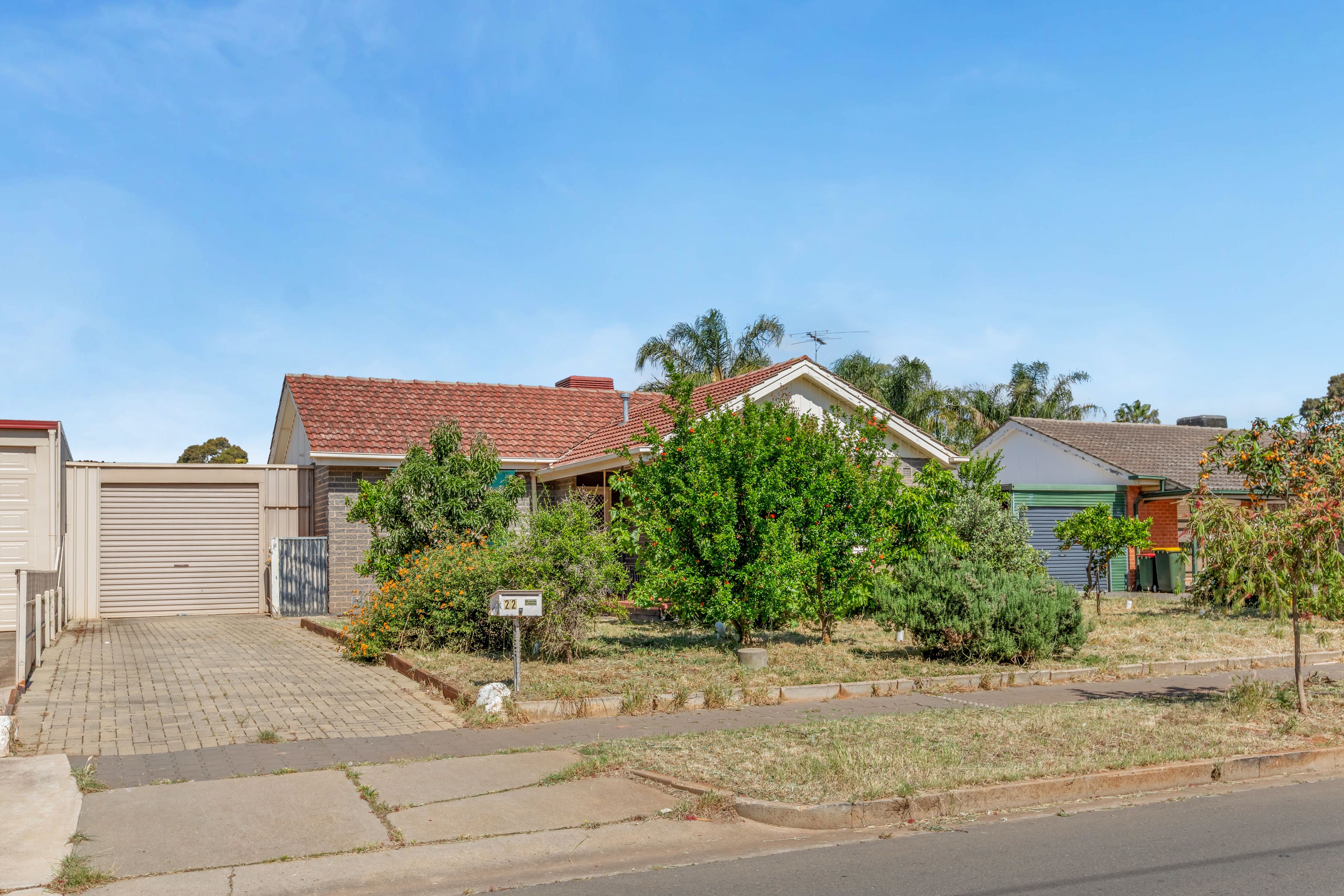 22 Marcian Avenue — photo 4 of 17