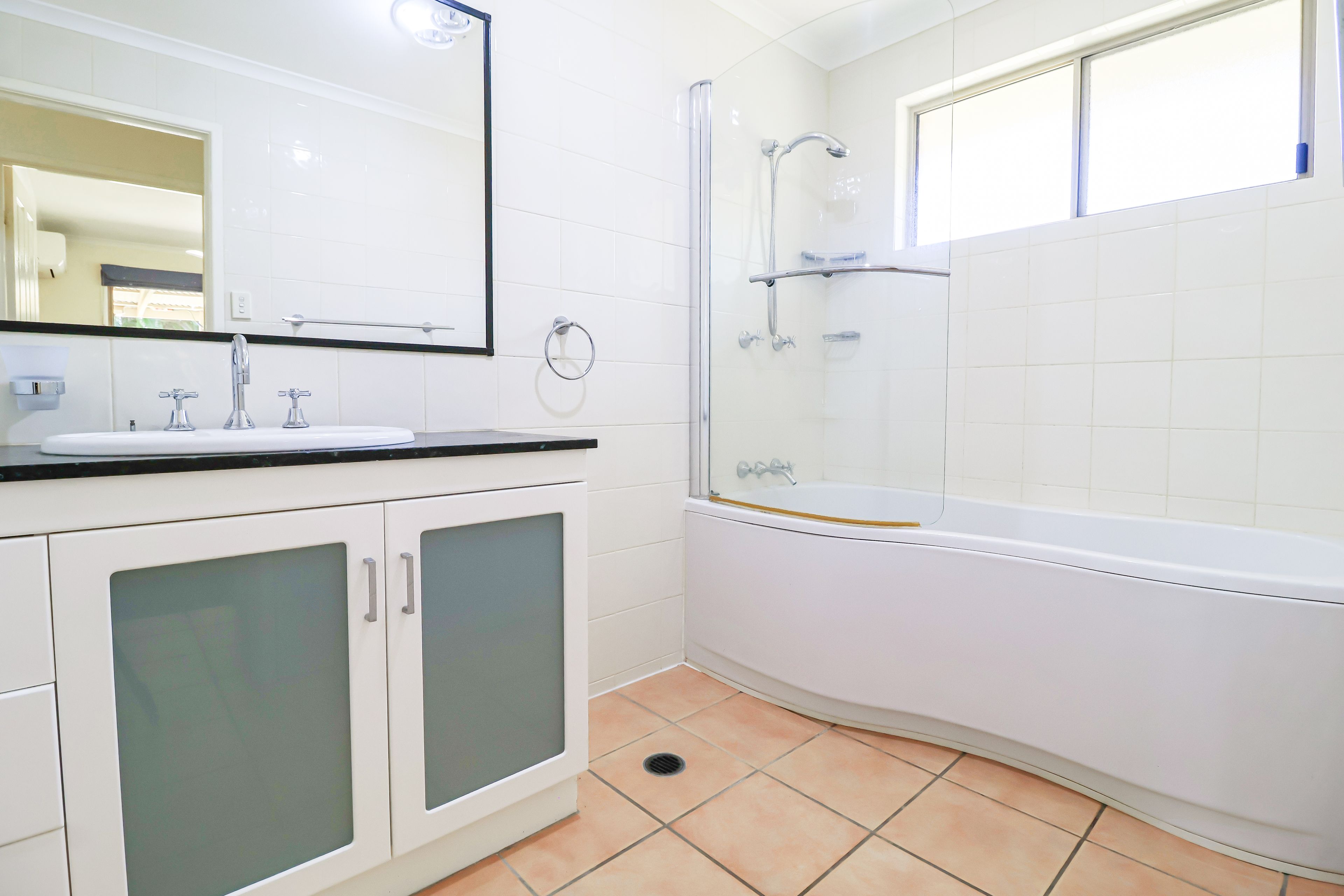 11 Alexandra Close — photo 16 of 26