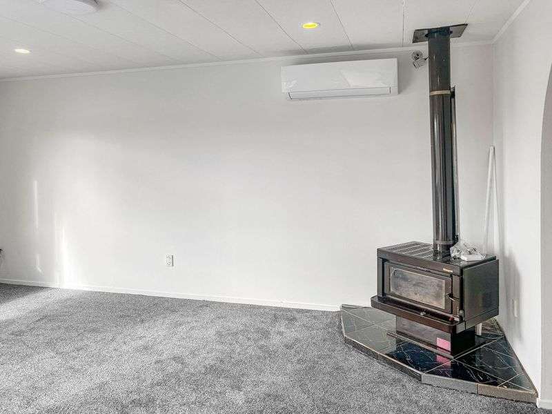 51 Alabaster Drive photo 1