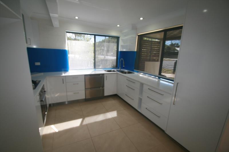 45 Perkins Street, Sandgate, QLD 4017