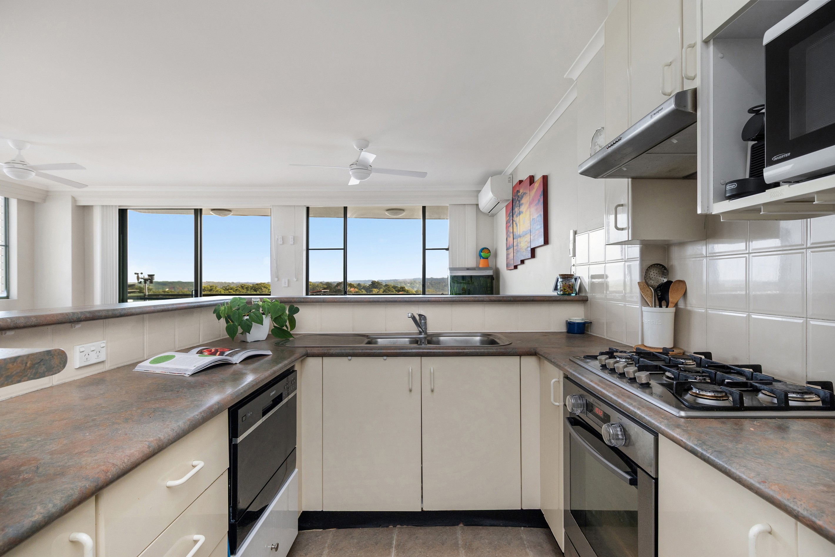 106/107 Pacific Highway, Hornsby, NSW 2077