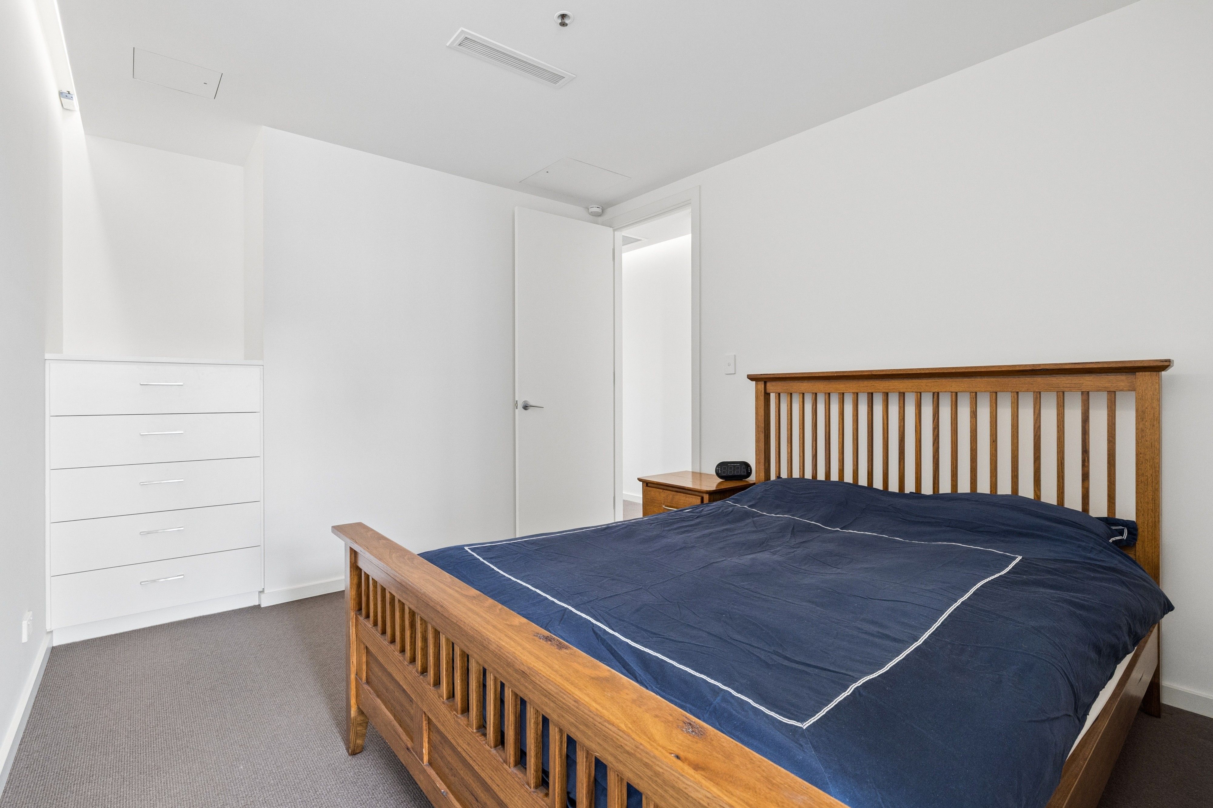 6/115 Gilbert Street — photo 11 of 17