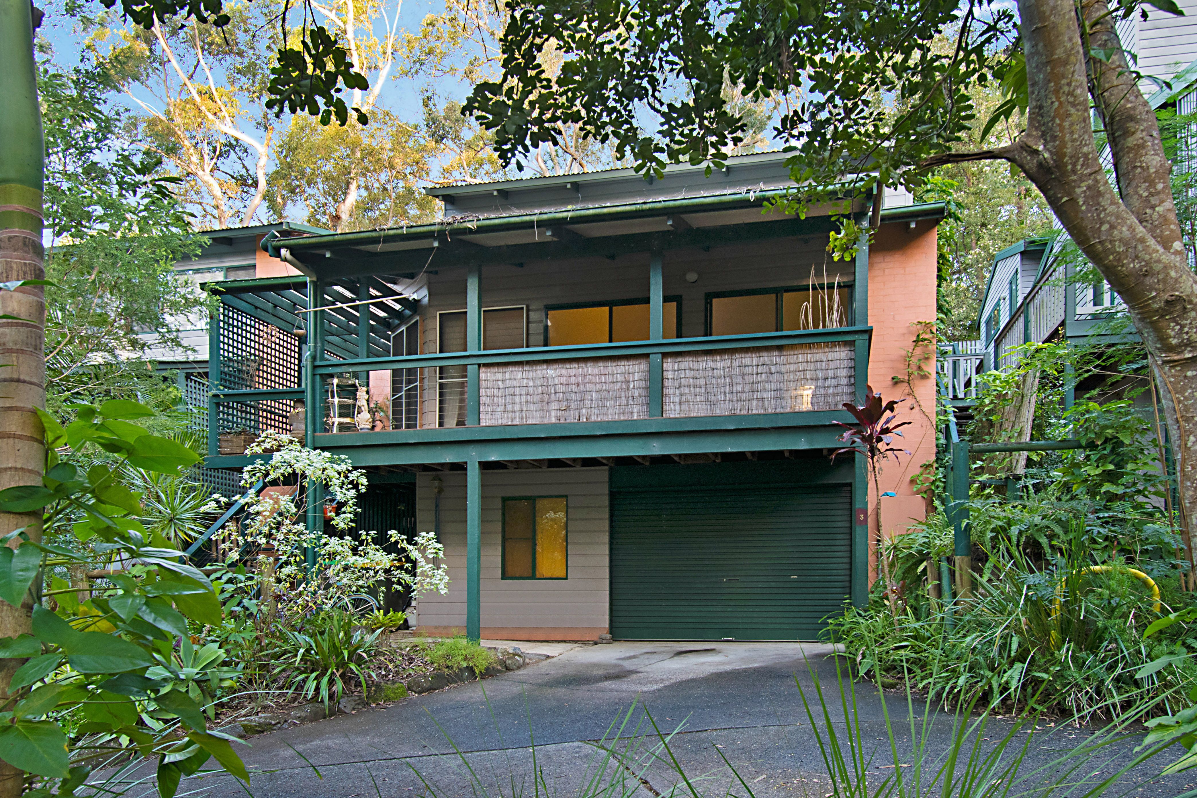 21 Cemetery Road