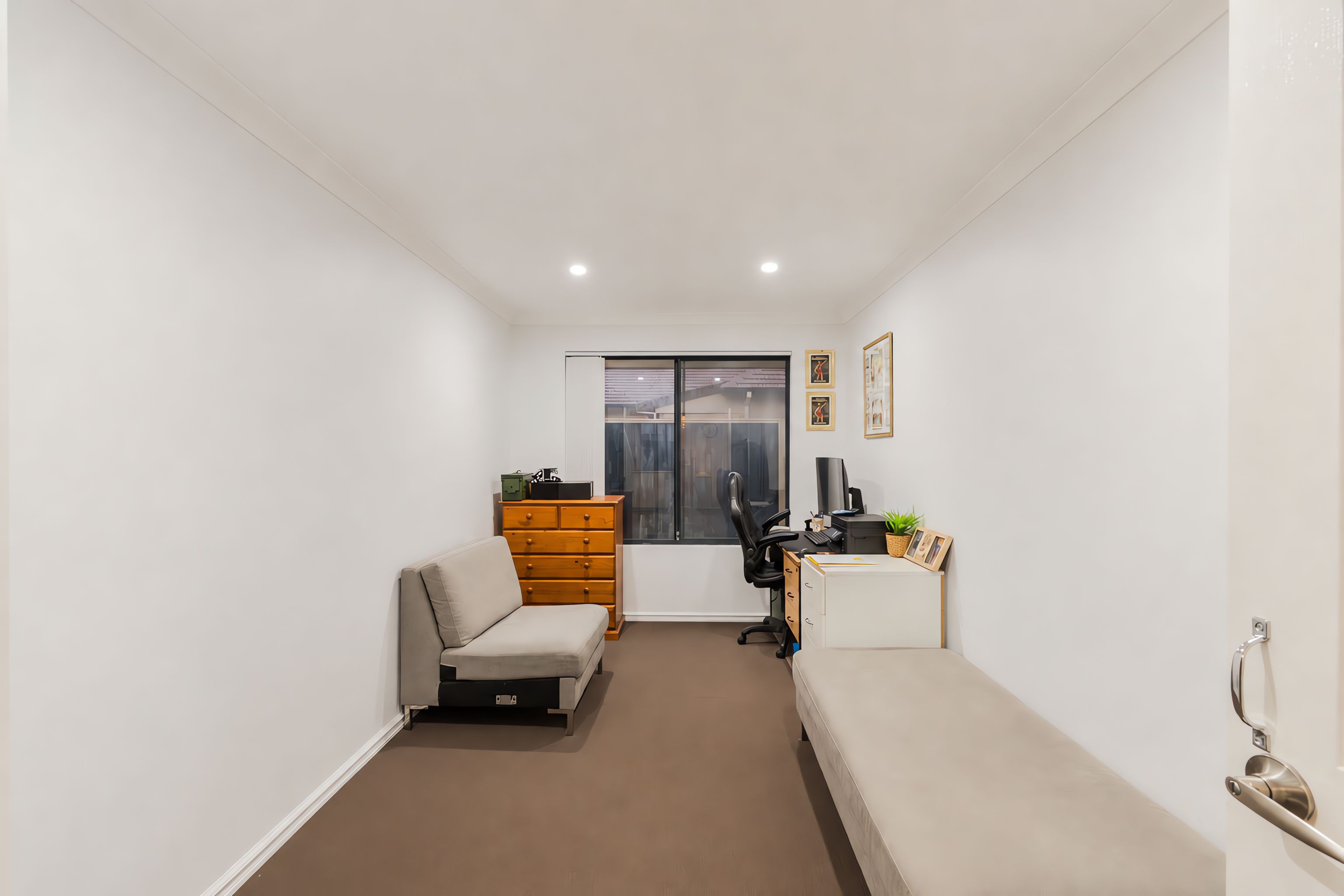 322A Wharf Street — photo 7 of 14