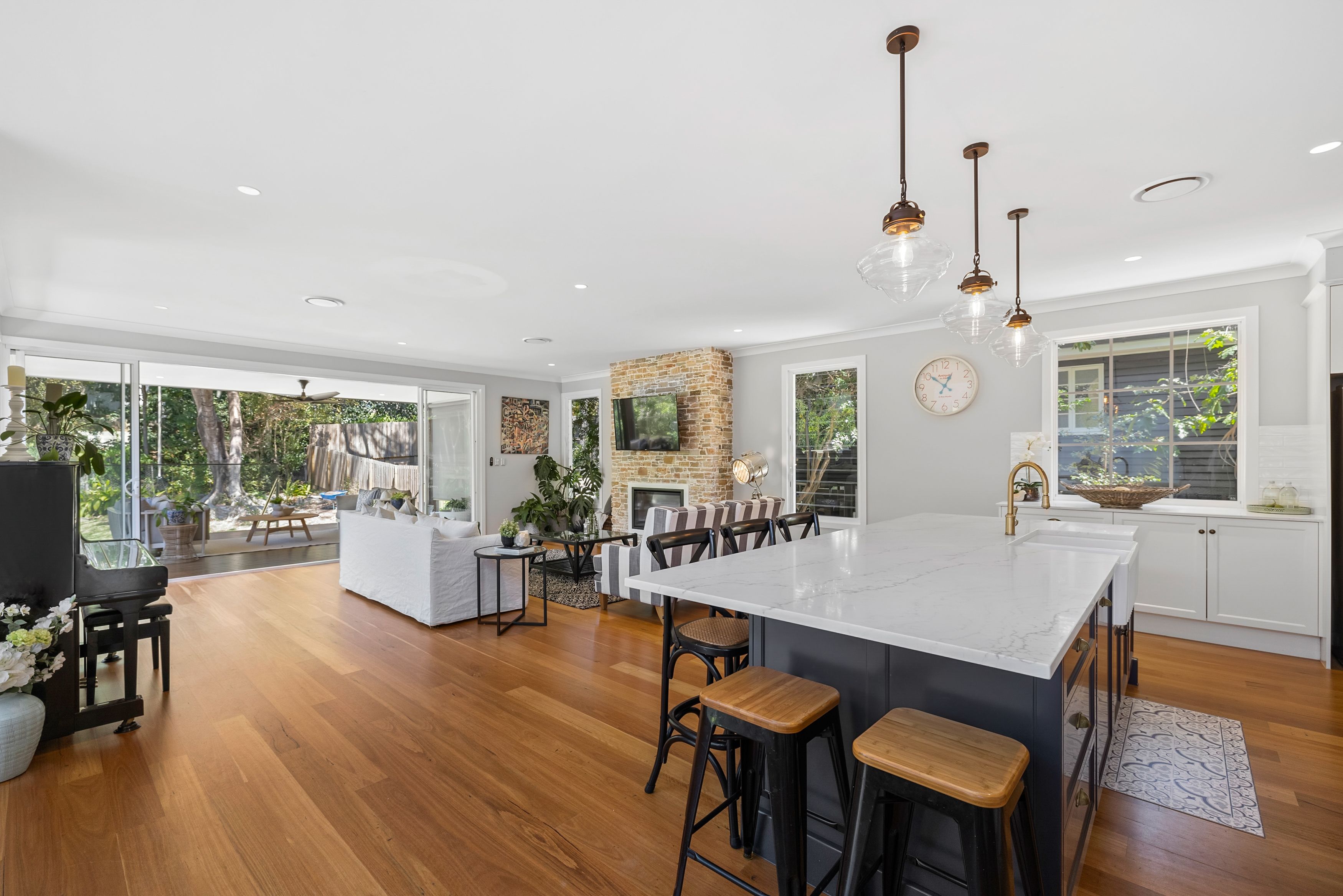 38 Gordon Road, Bardon, QLD 4065 Sold House Ray White Toowong