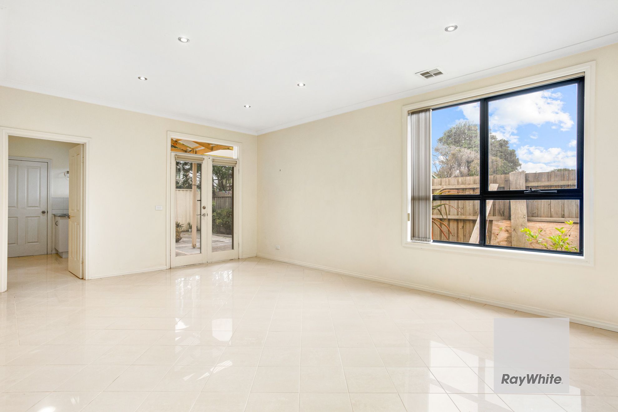 4 Millers Road — photo 7 of 12