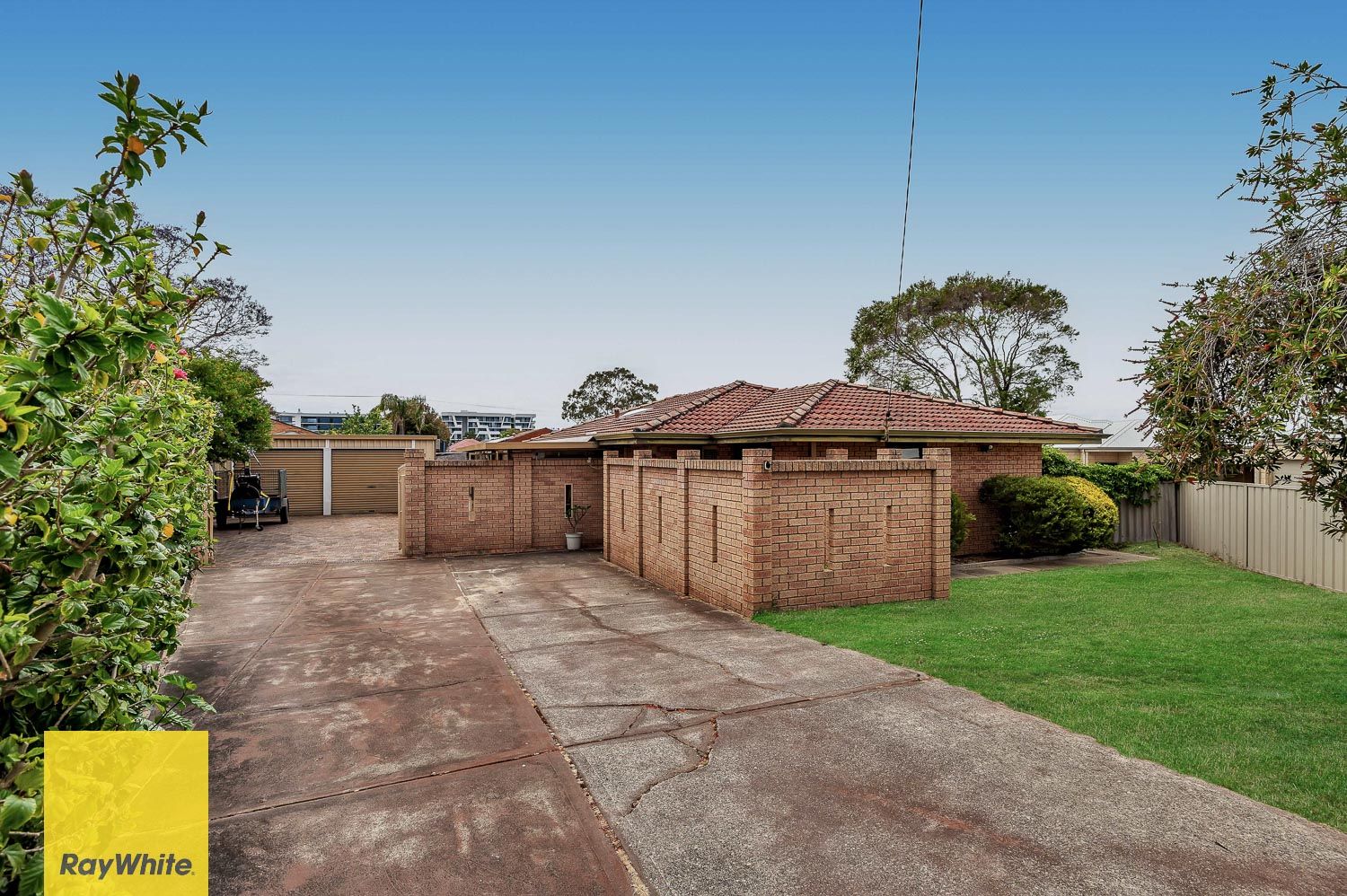 10 Reeves Court, Westminster WA 6061