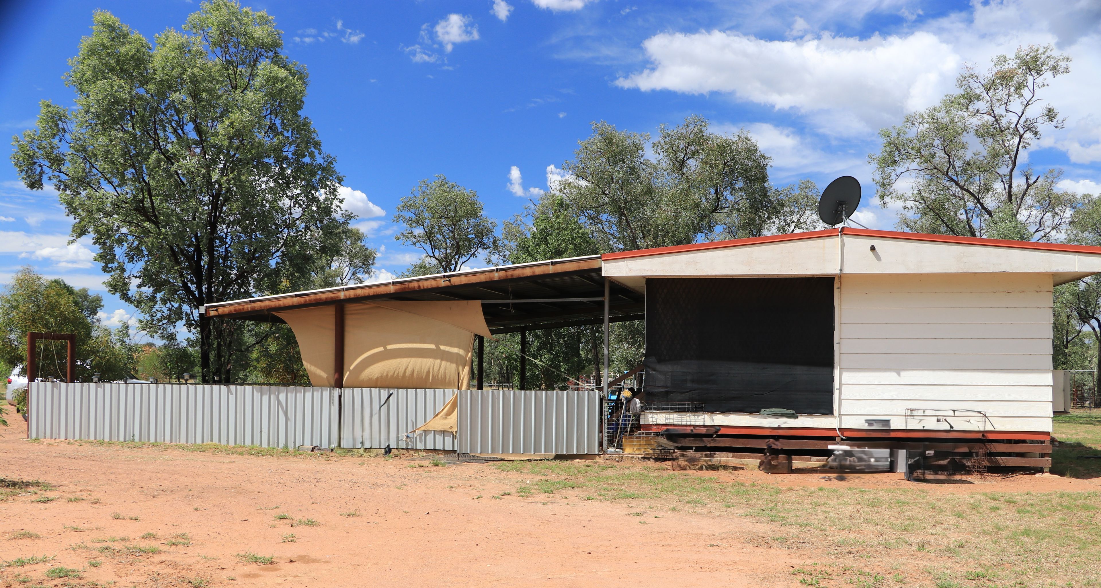 555 Yuleba Surat Road — photo 13 of 28