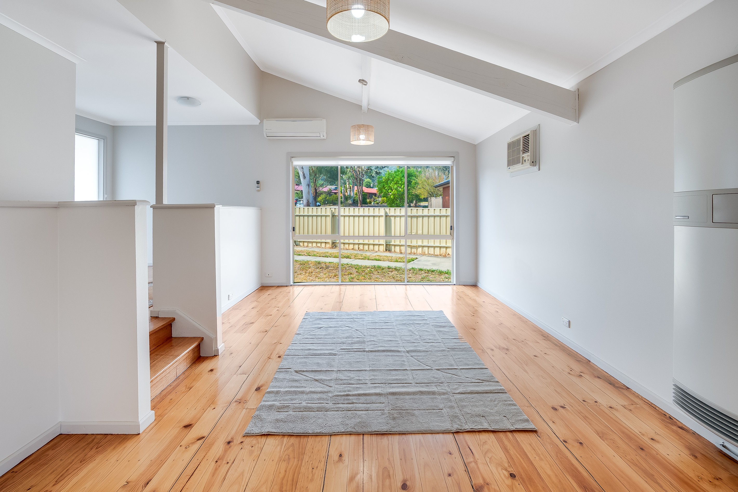 2 Conmurra Way, Springdale Heights, NSW 2641