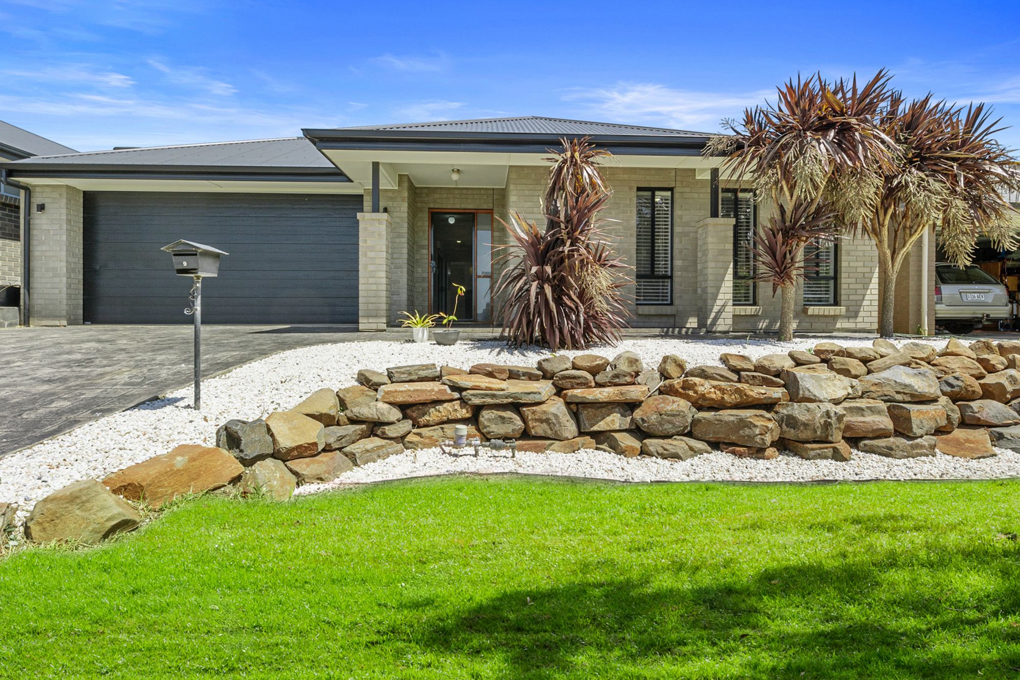 9 Forsyth Street , Seaford Heights SA 5169