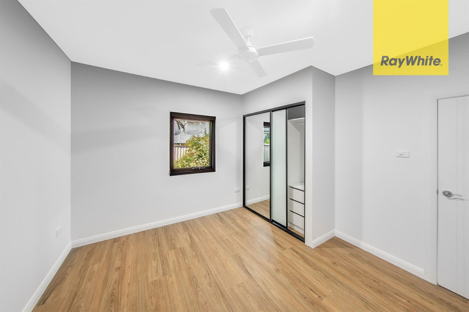 6A A'Beckett Street — photo 4 of 5