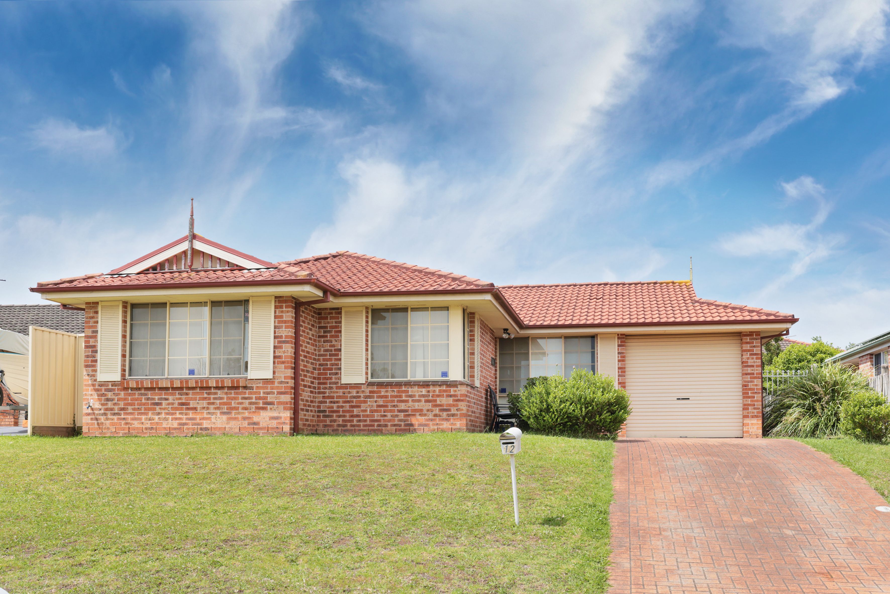 12 Brady Place, Glenmore Park NSW 2745