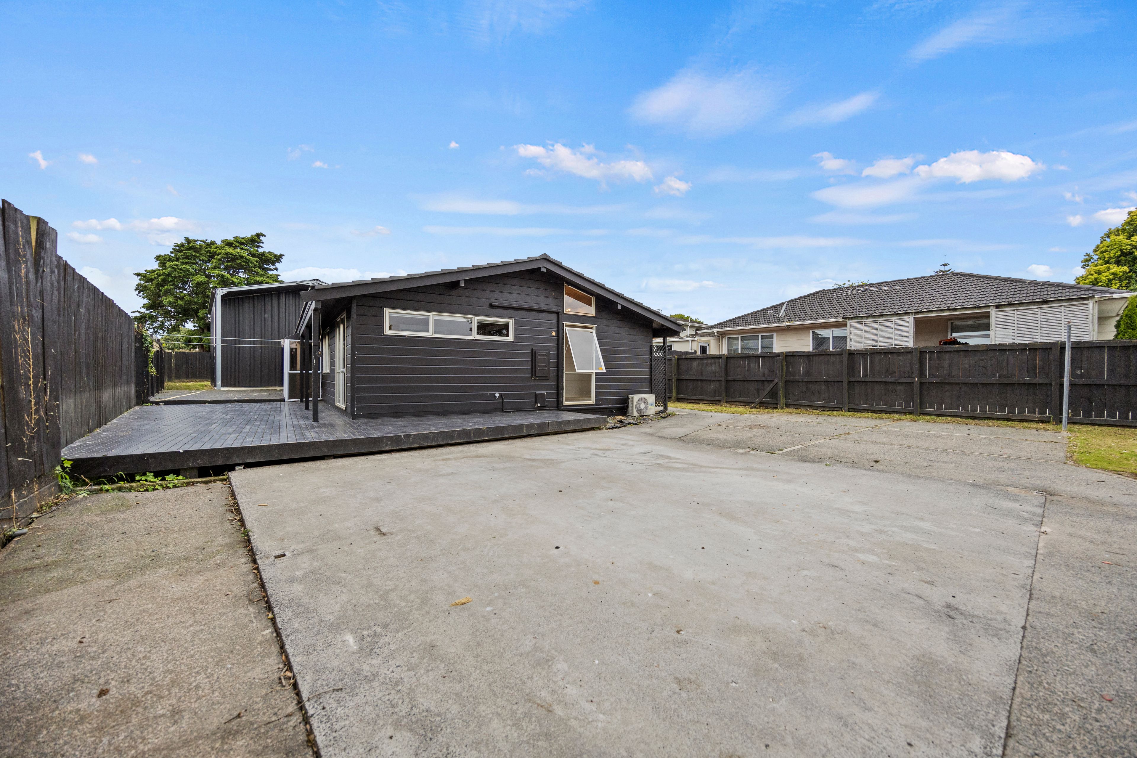 9 McInnes Road, Weymouth, Manukau City