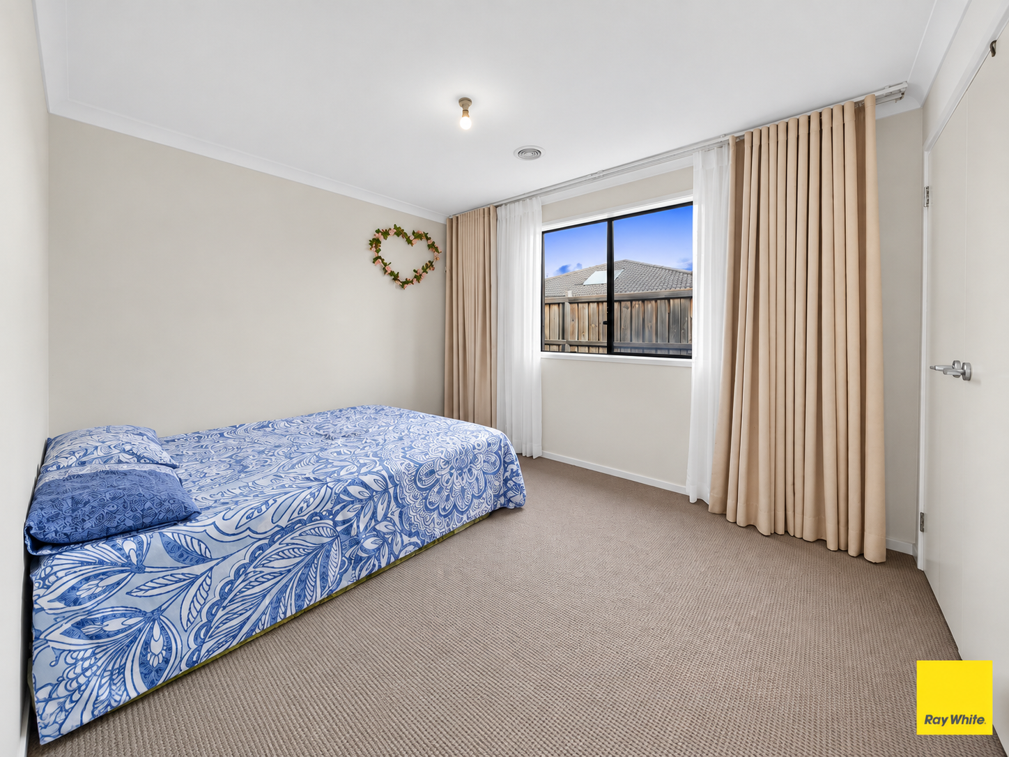 32 Bruny Drive — photo 14 of 22