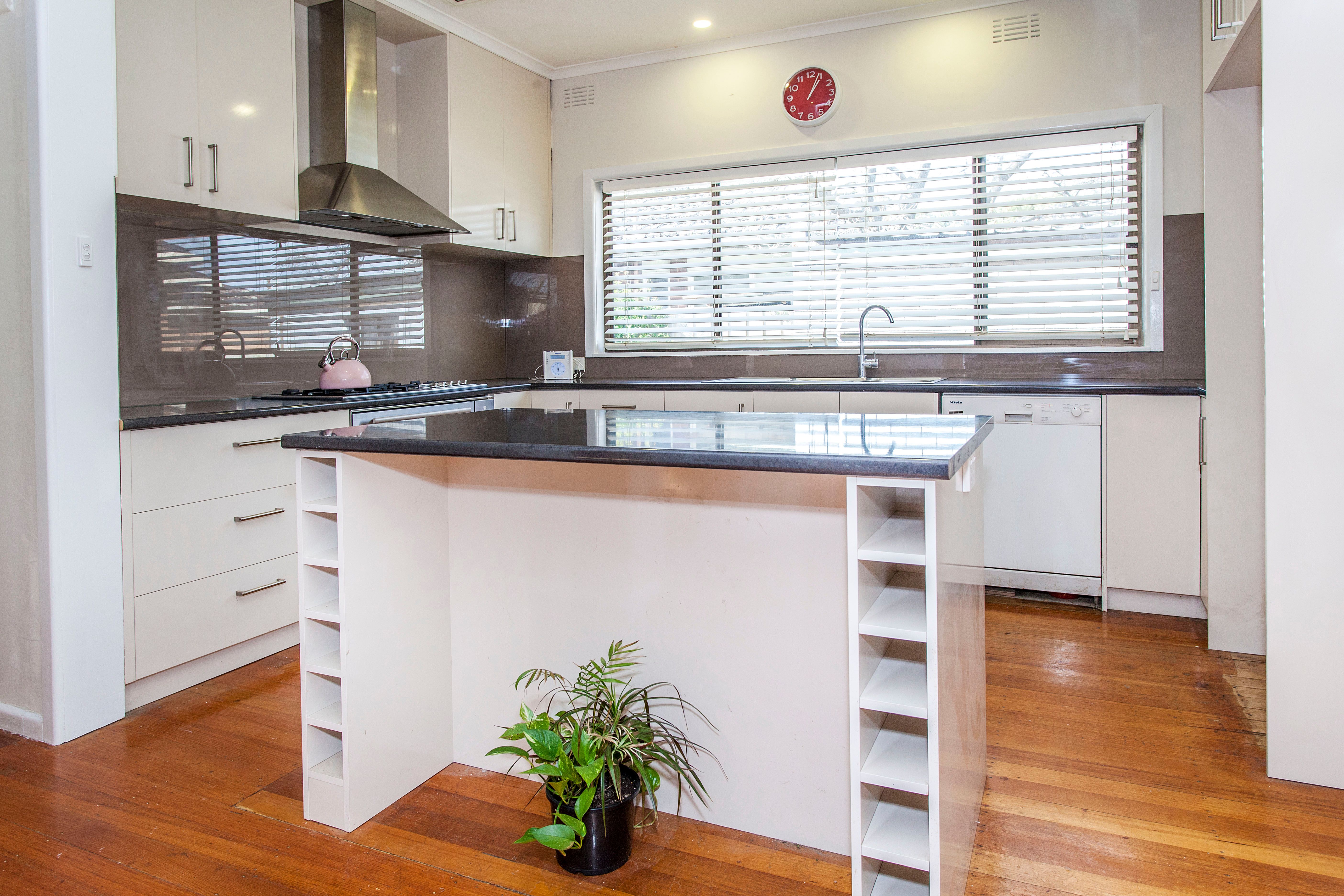 1/10 Stewart Road, Oakleigh East, VIC 3166