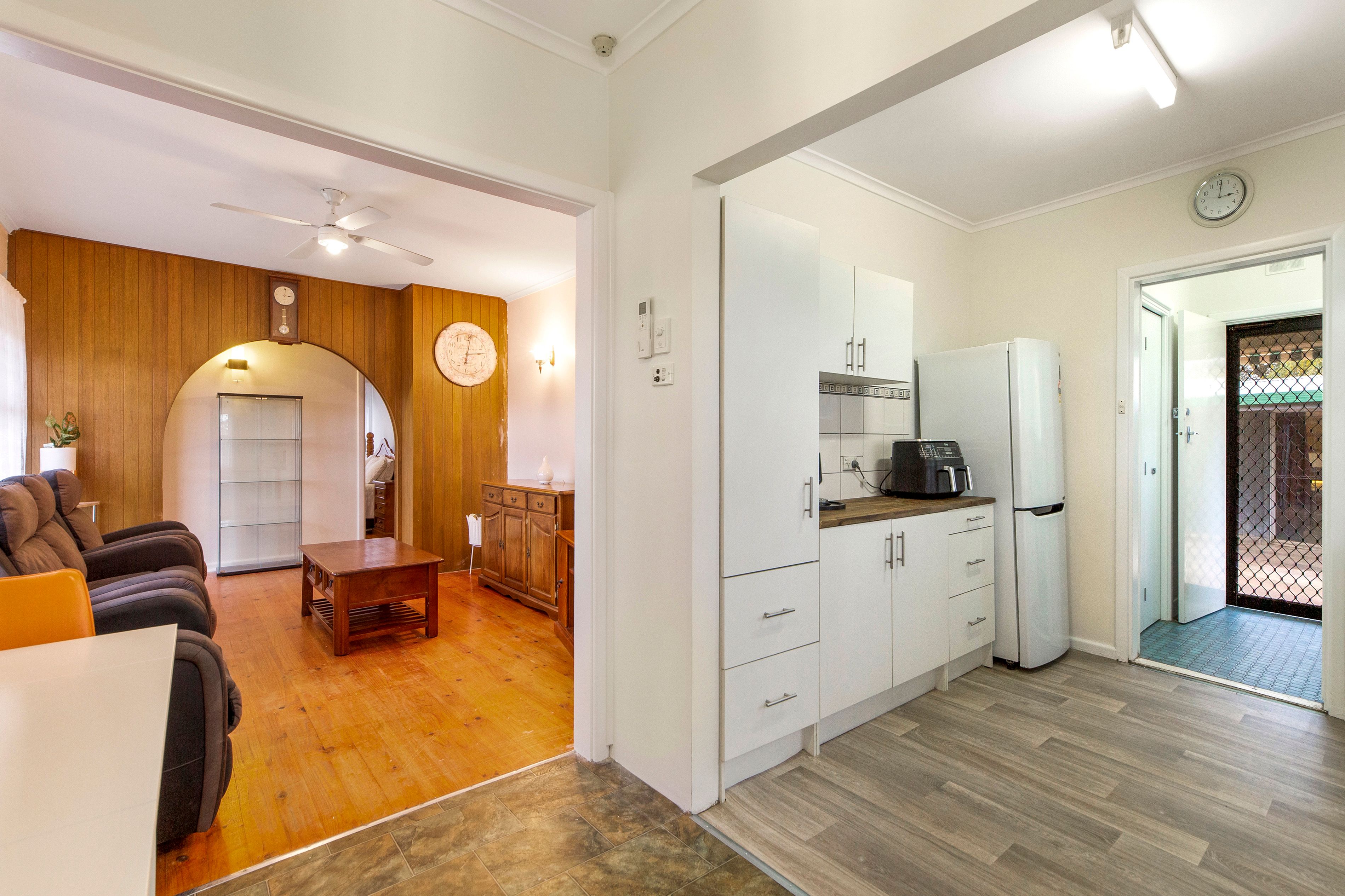 1 Barnes Crescent, Parafield Gardens, SA 5107