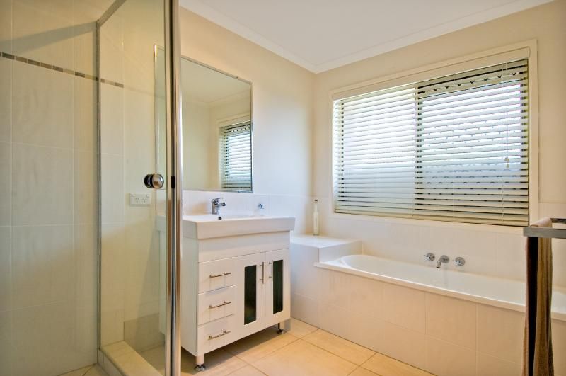 24 Jasmin Circuit, Bokarina, QLD 4575