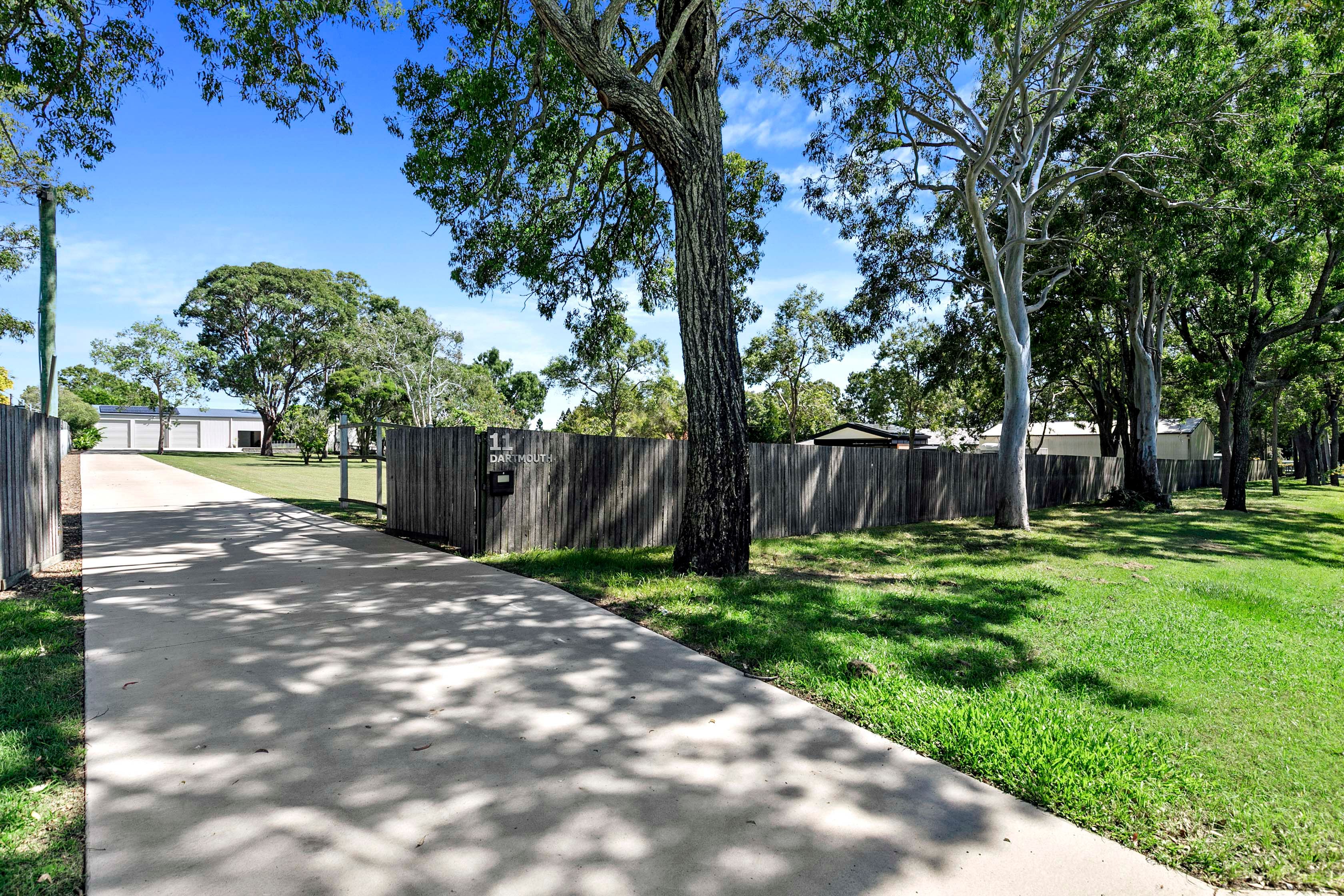 11 Dartmouth Street, Torquay, QLD 4655