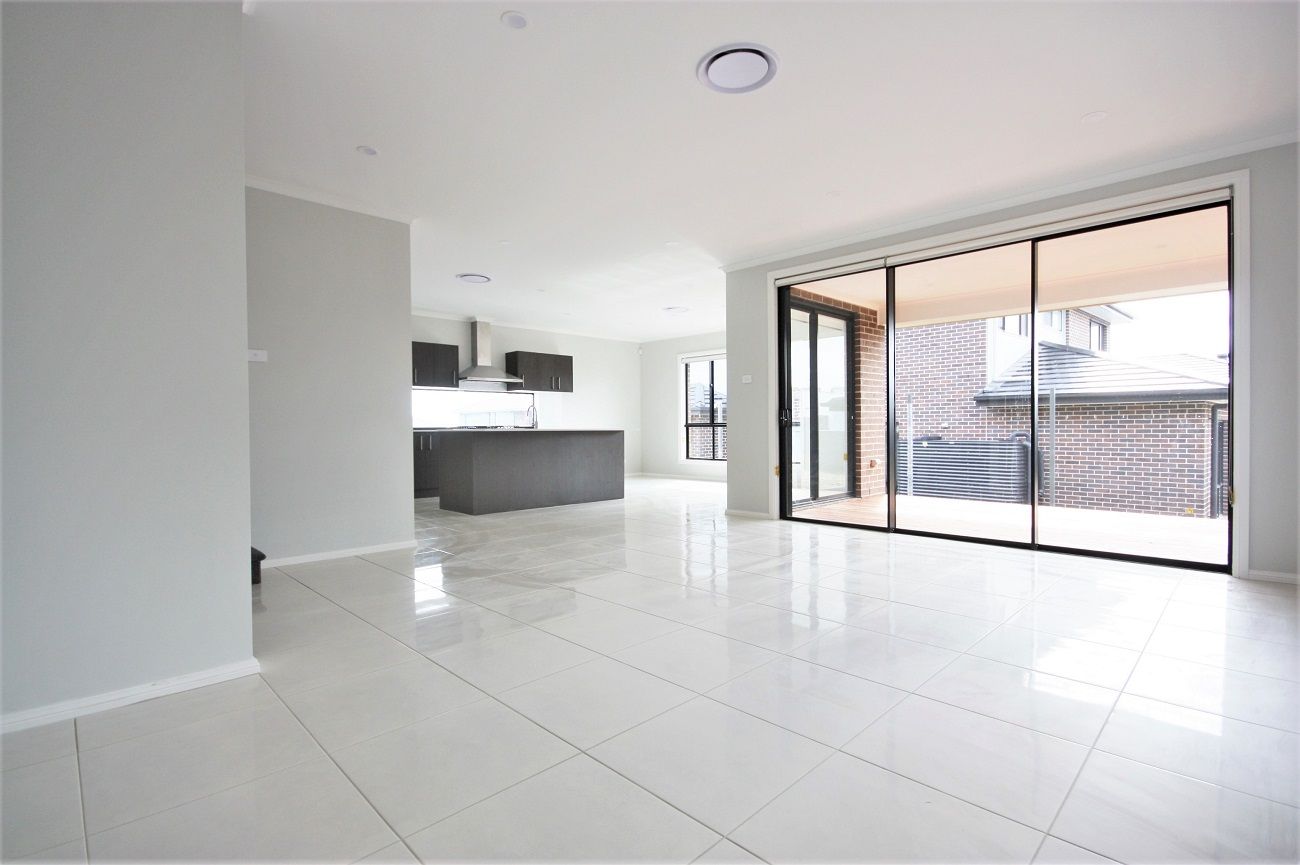 27 Waxflower Street, Denham Court, NSW 2565
