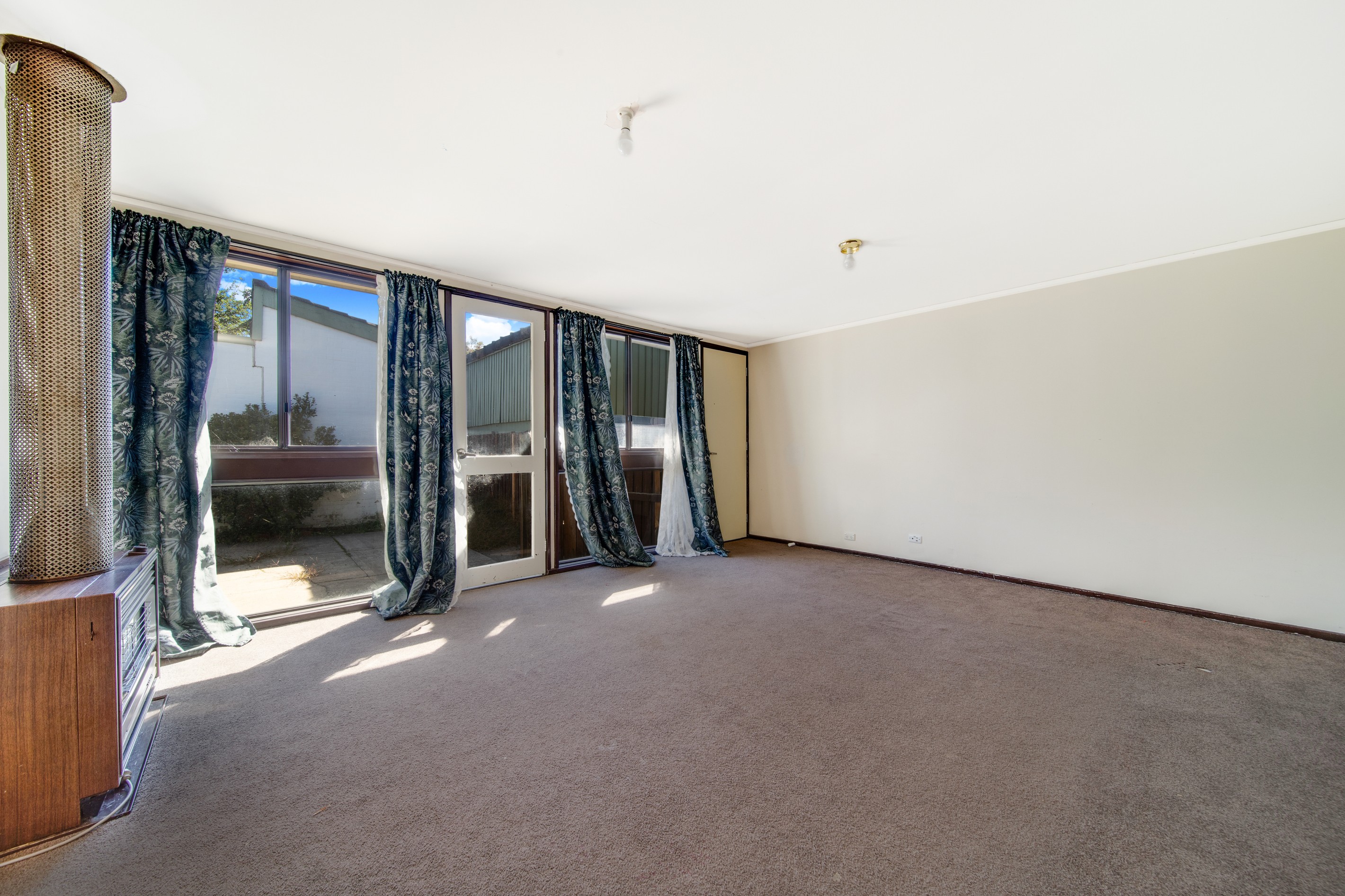 15 Aitken Circuit, Kambah, ACT 2902
