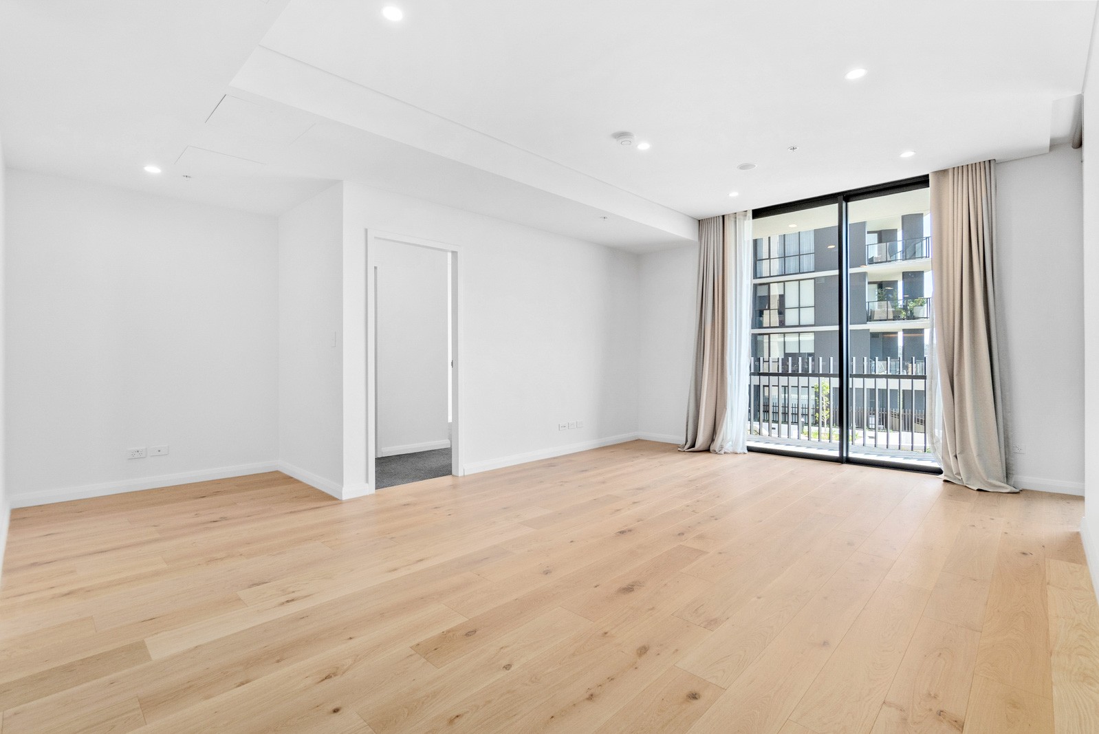 719/4 Andalusian Way, Castle Hill, NSW 2154