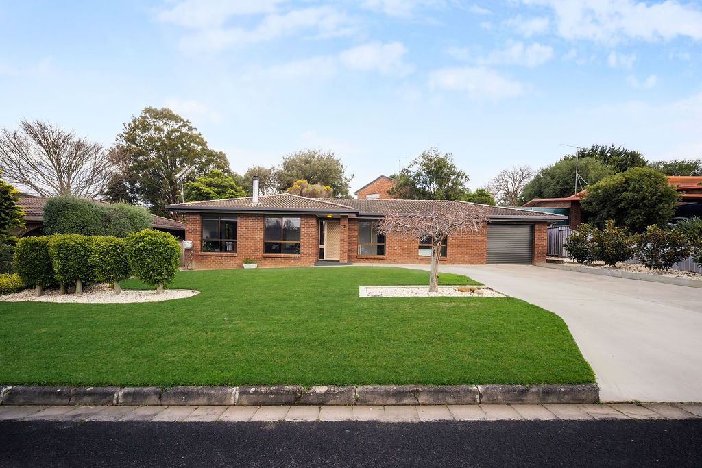 12 Mayfair Crescent — photo from Ray White Mt Gambier