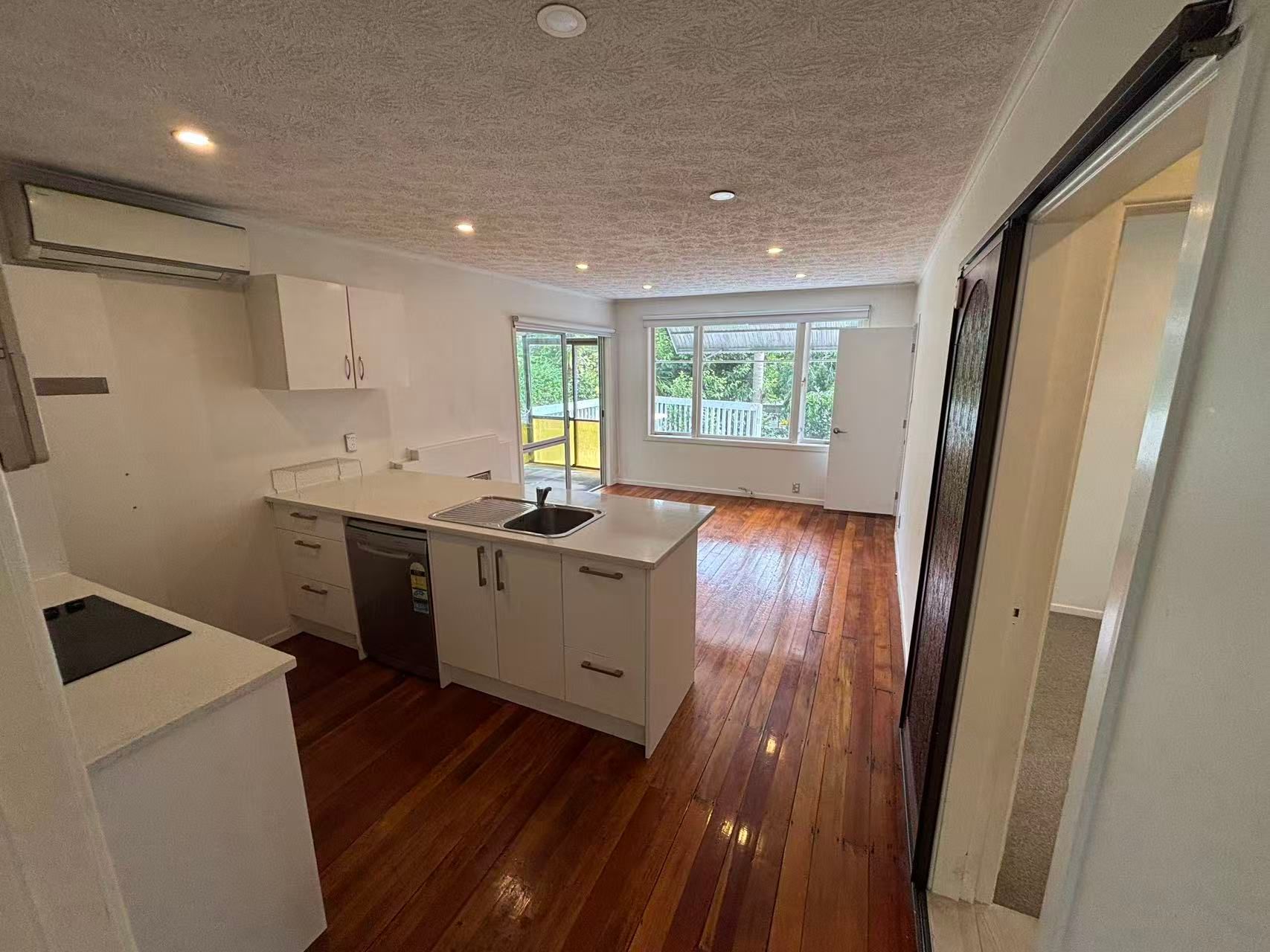 6 Kotuku Street, Te Atatu Peninsula, Waitakere City