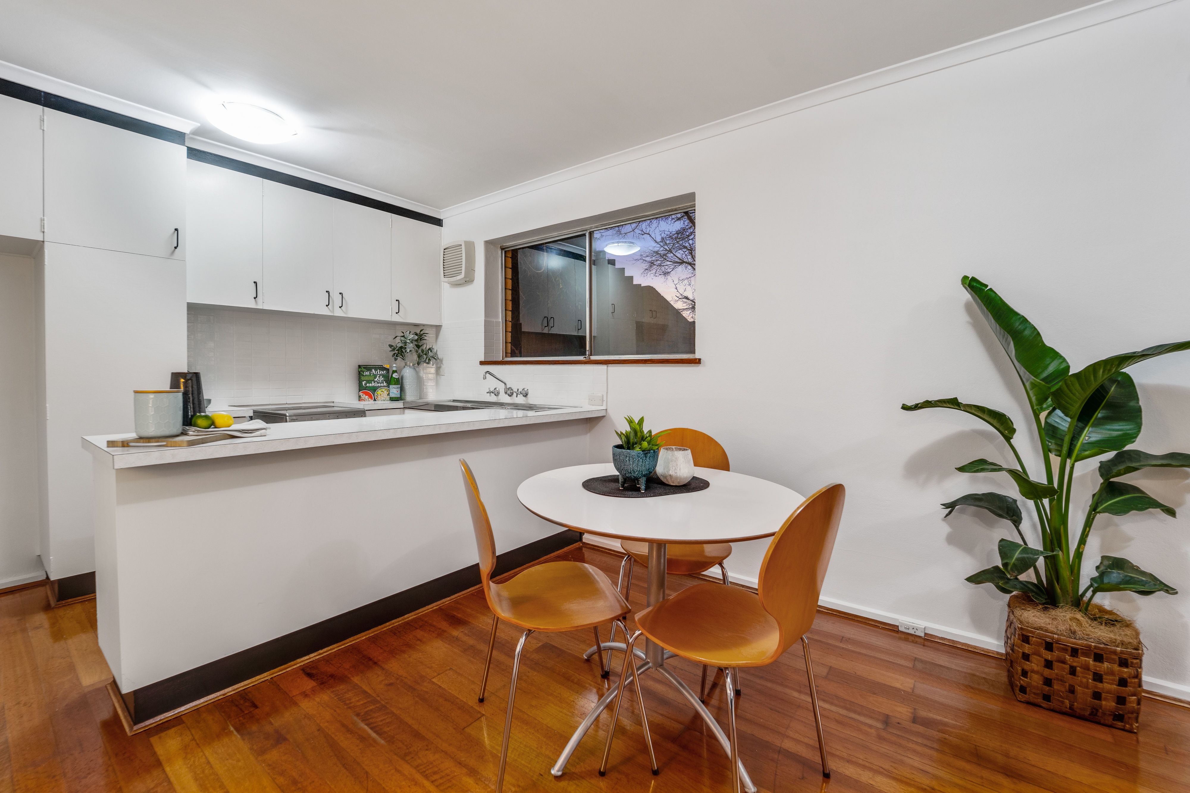 2/12 Jalanga Crescent, Aranda, ACT 2614