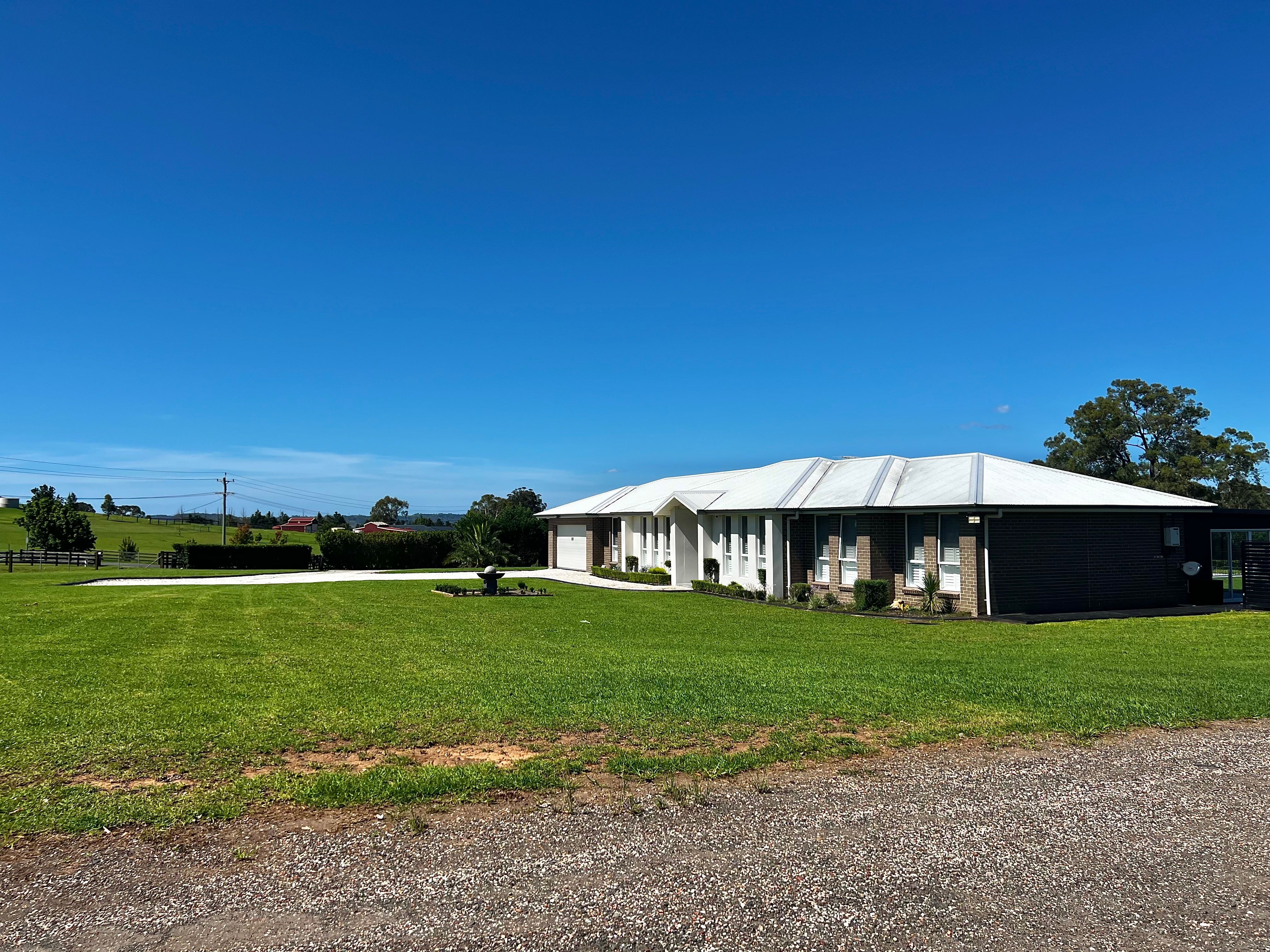 40 Lyrebird Road, Pheasants Nest, NSW 2574