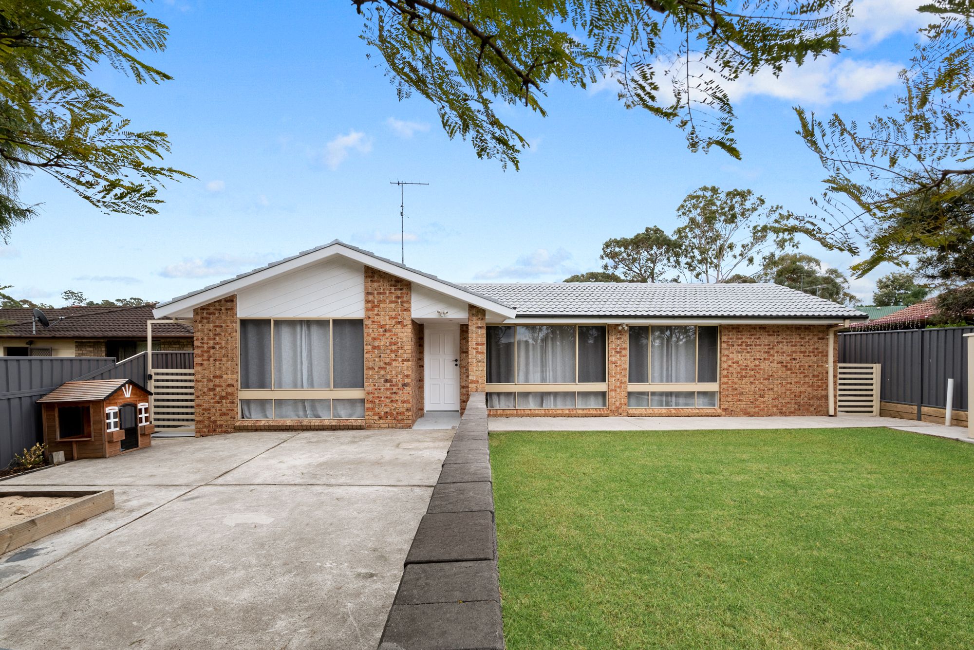 16 Thunderbolt Drive, Raby NSW 2566