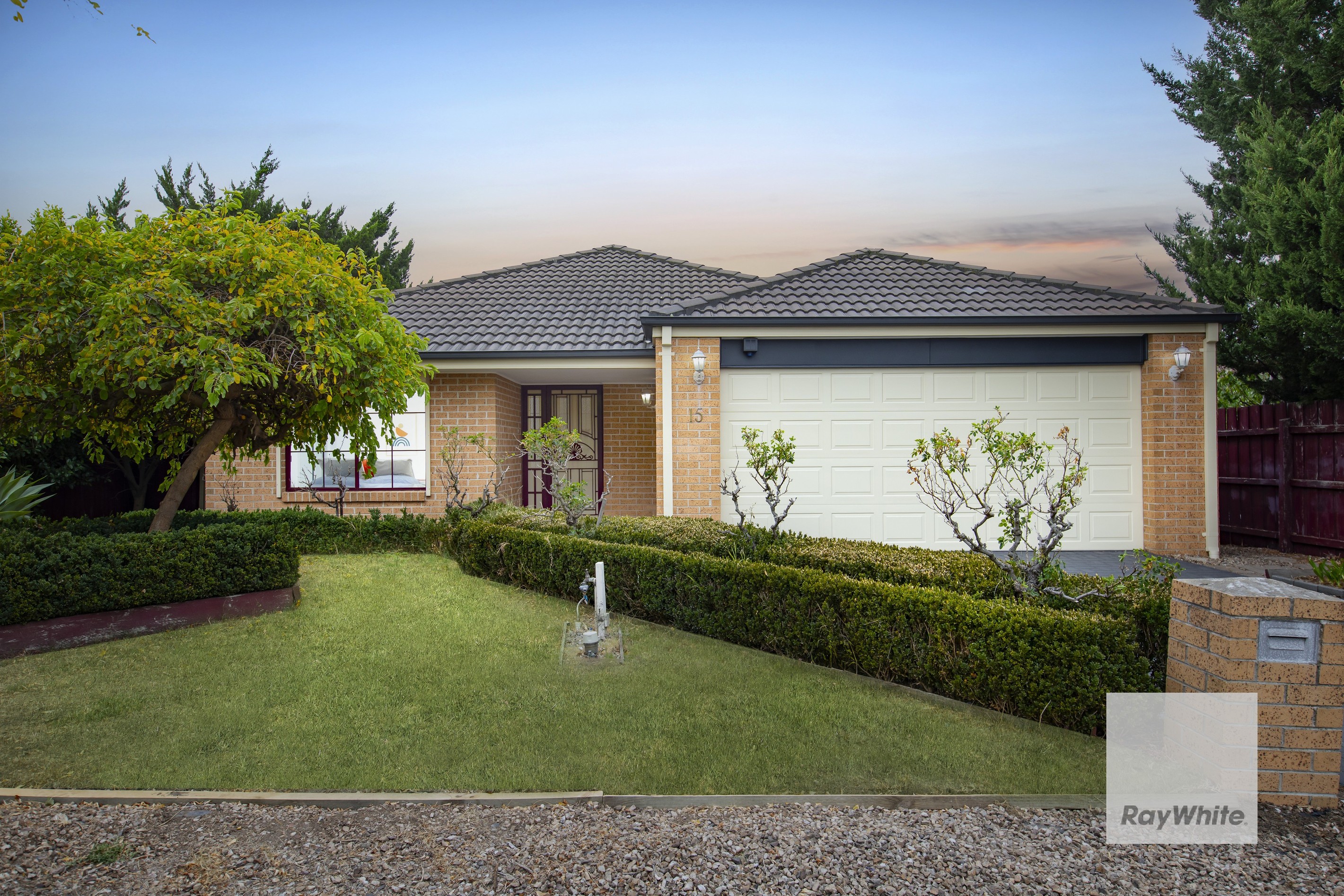 15 Berthon Crescent, Hillside, VIC 3037
