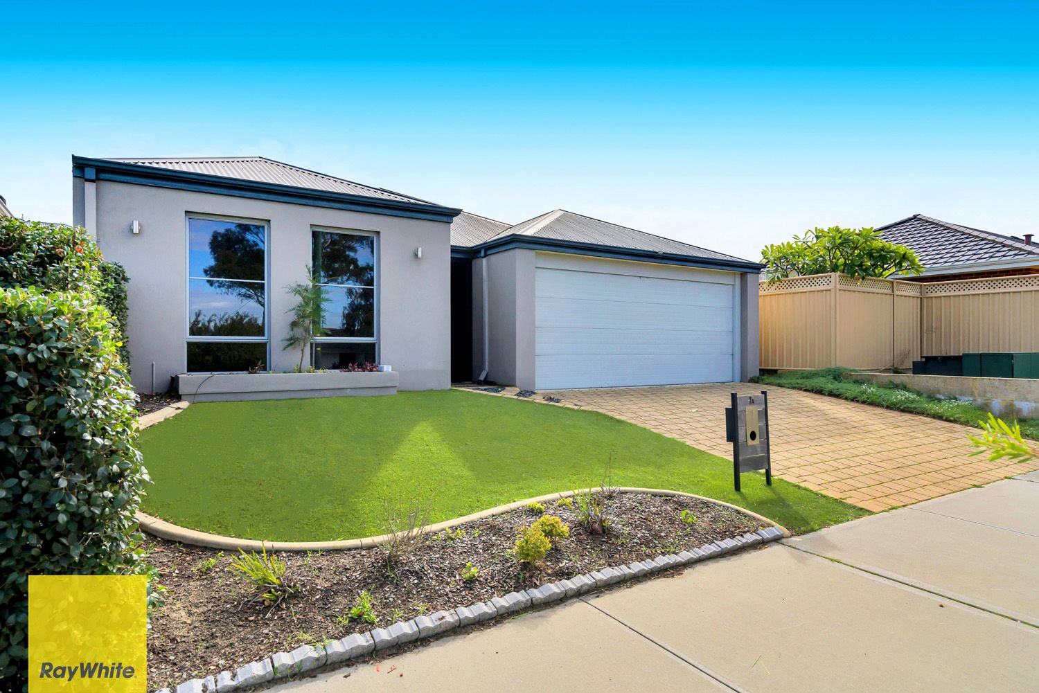 7A Brecknock Way, Girrawheen, WA 6064