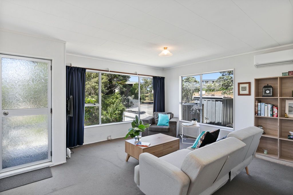 32 Trebann Street, Paparangi, Wellington City