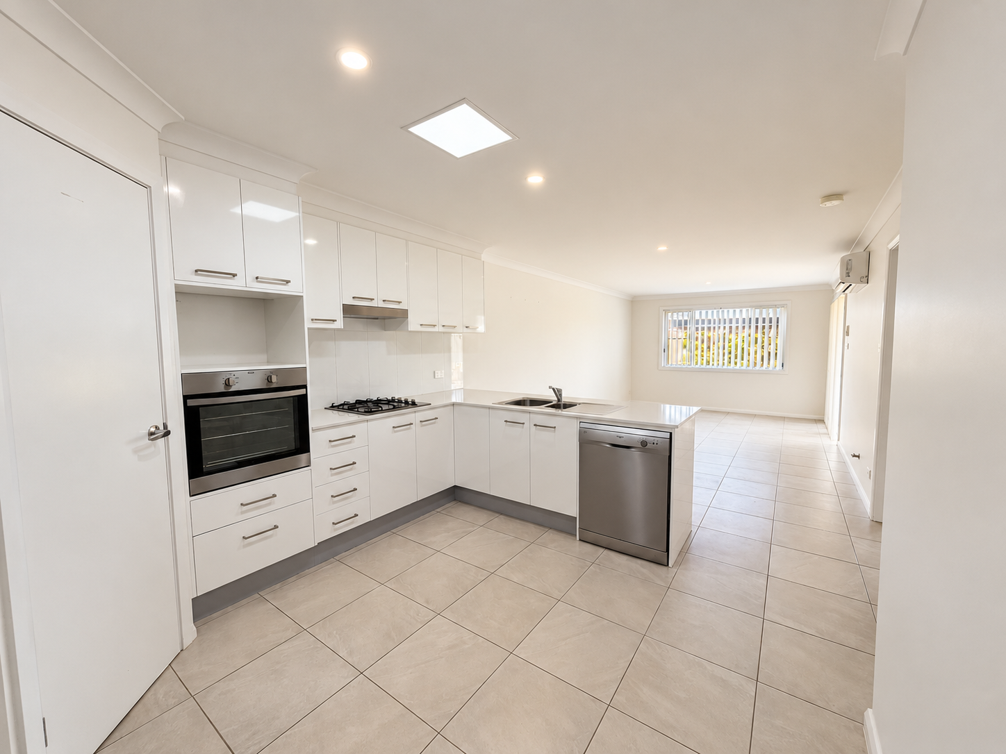 1/10 Yeomans Road, Armidale, NSW 2350