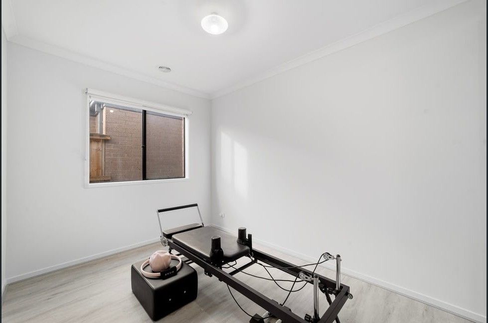 5 Vondel Way — photo 8 of 10