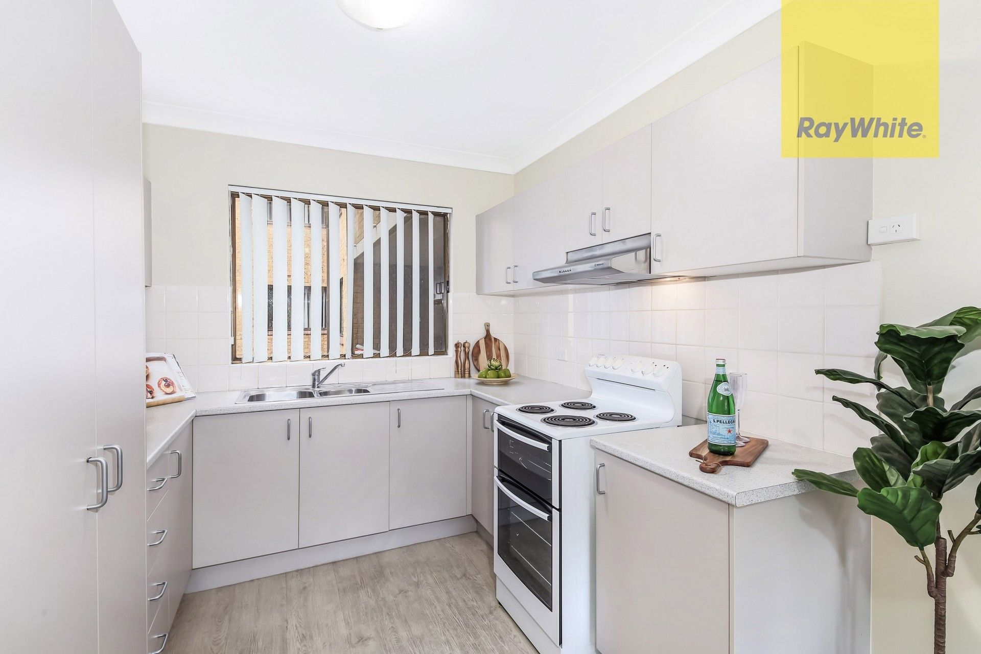 10/13-15 Helen Street, Westmead, NSW 2145