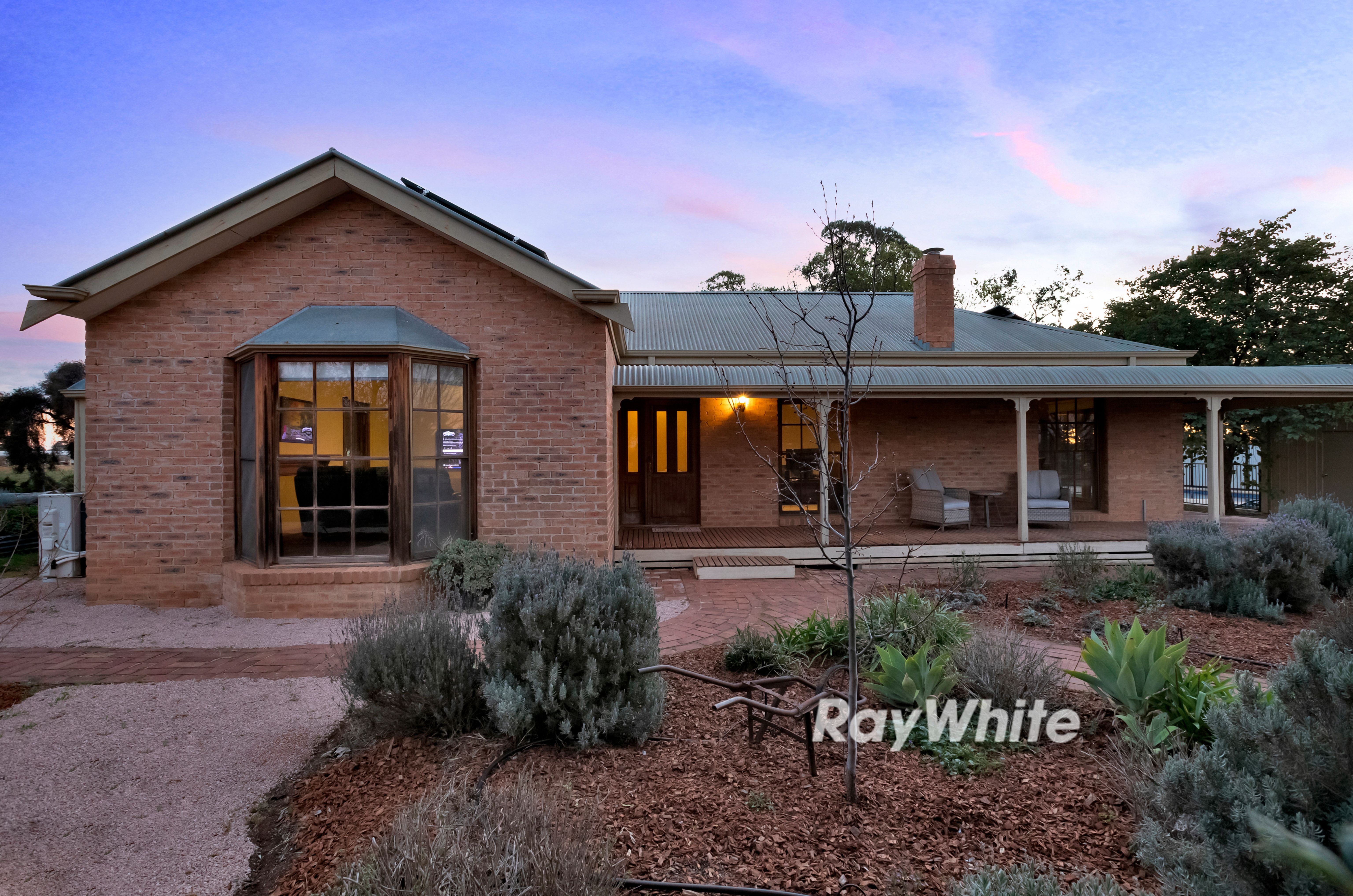 9 Rodwells Road, Birdwoodton VIC 3505
