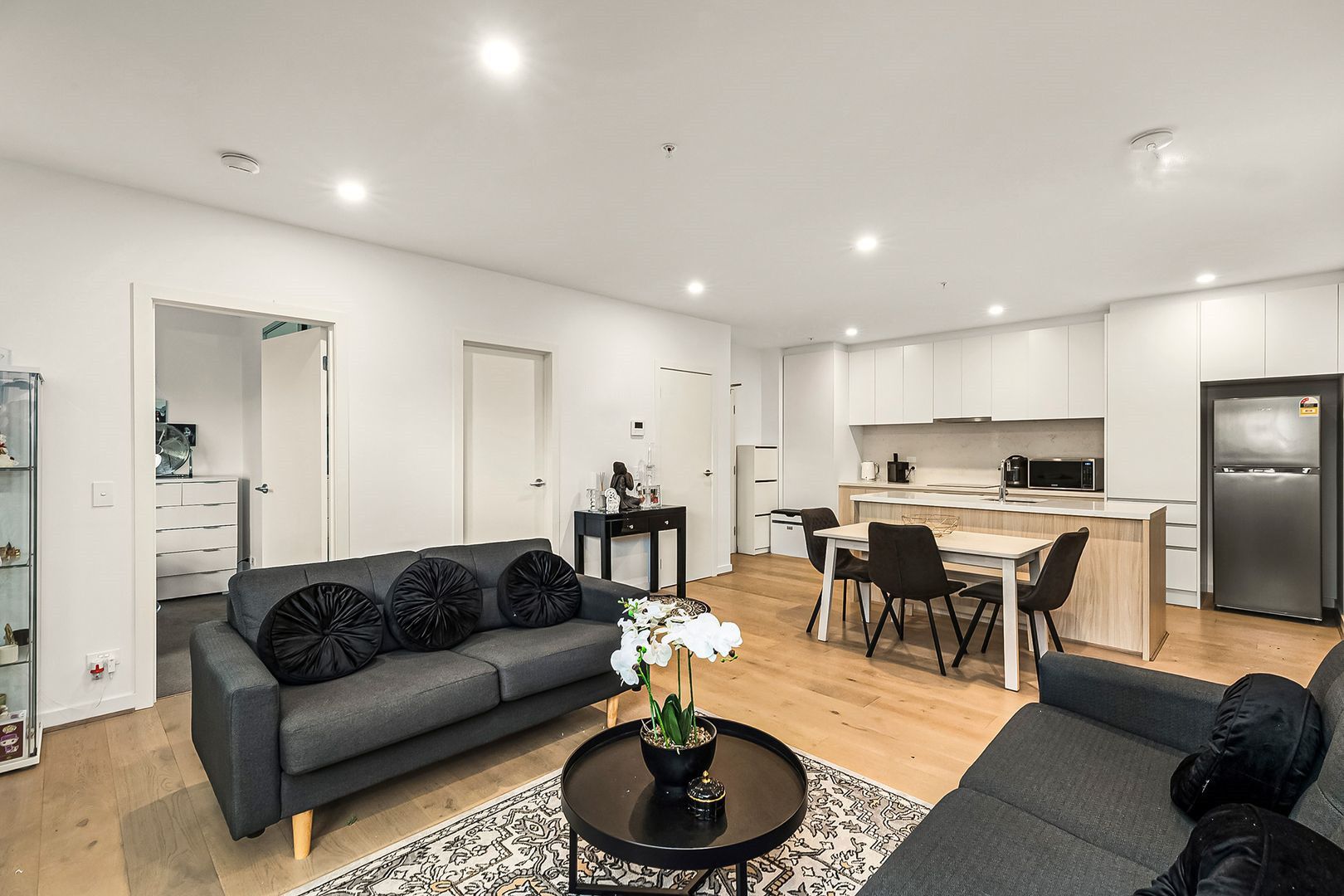 205/139 Burwood Highway, Burwood, VIC 3125