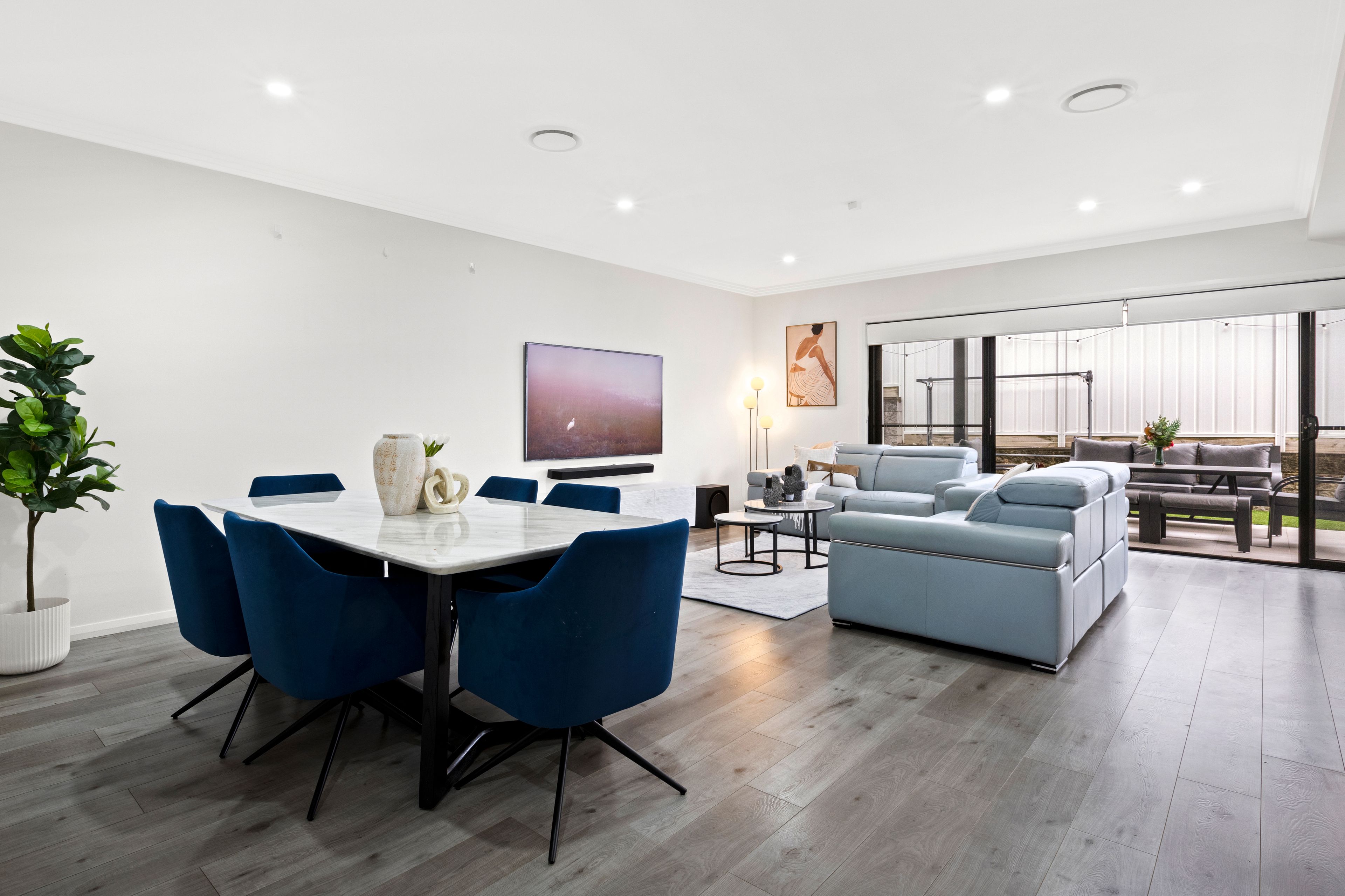 Modern, North Facing Torrens Title Duplex in Prime Family Friendly Location! — photo 3 of 19