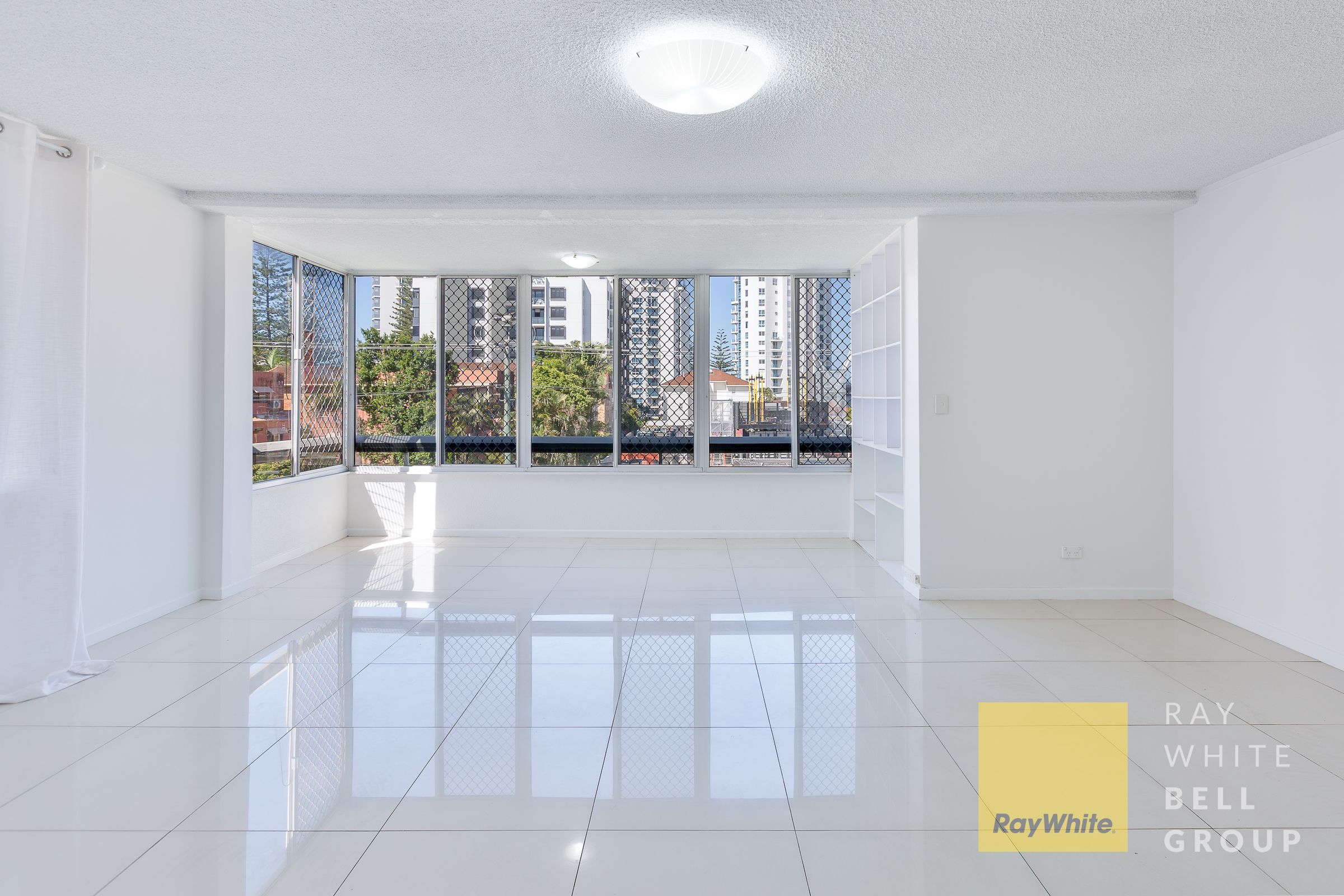 12/21 Armrick Avenue, Broadbeach, QLD 4218