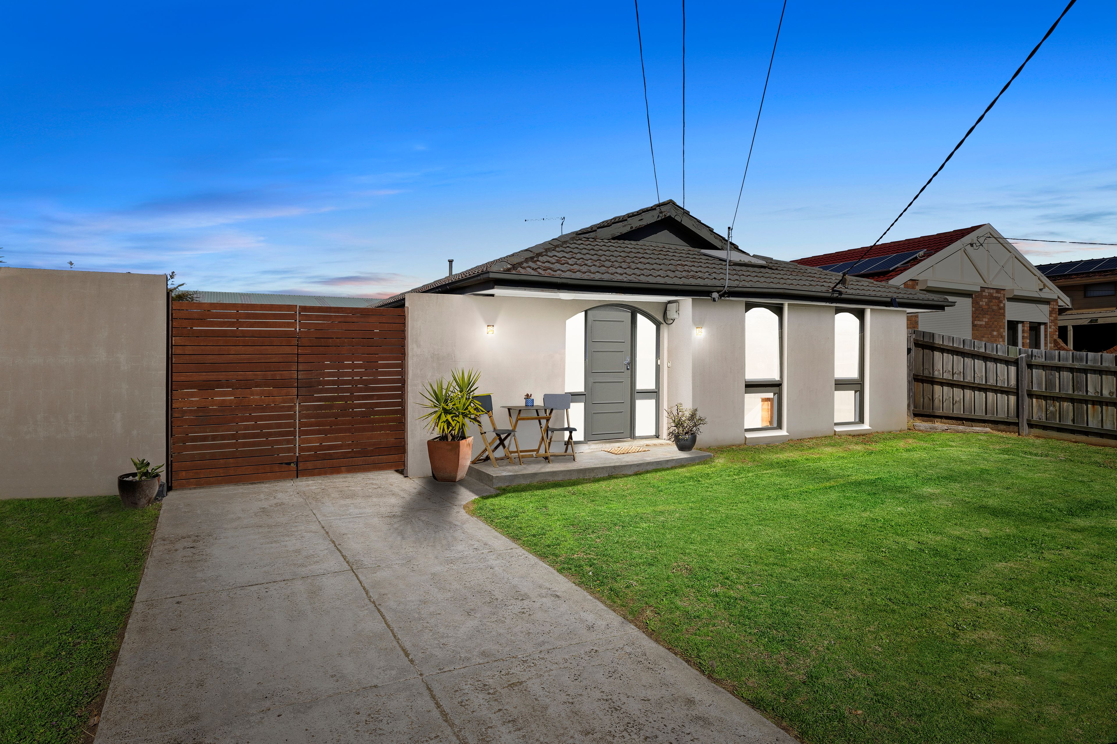 56 Snowdon Drive, Cheltenham, VIC 3192