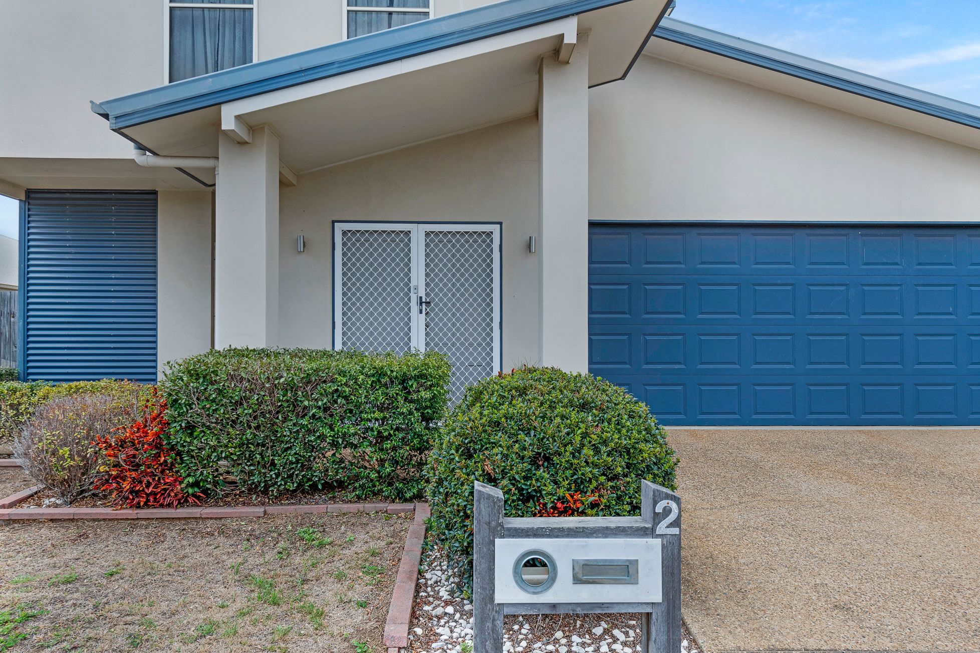2/2 Brandon Court, Coral Cove, QLD 4670