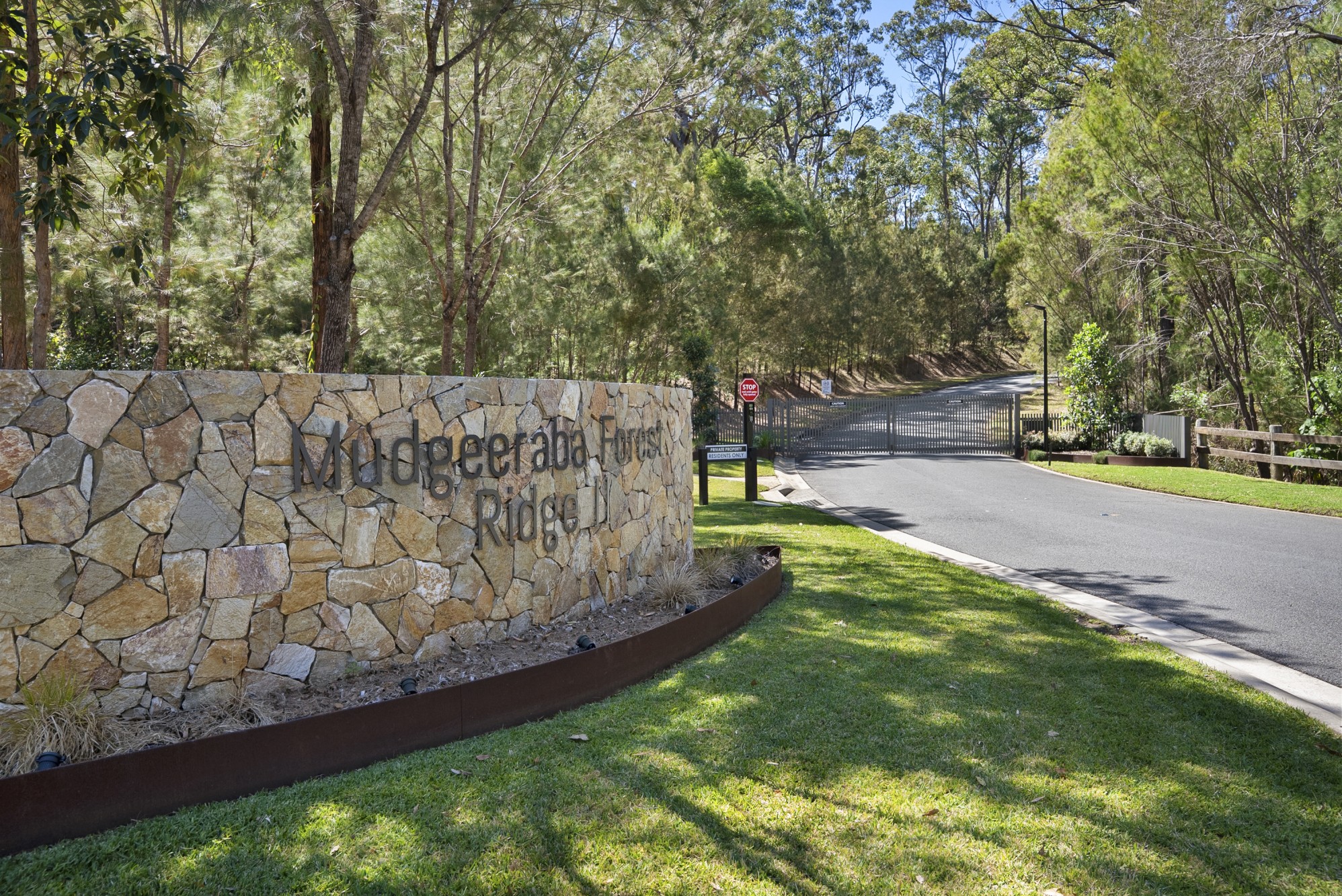 11 Beau Parade, Bonogin, QLD 4213