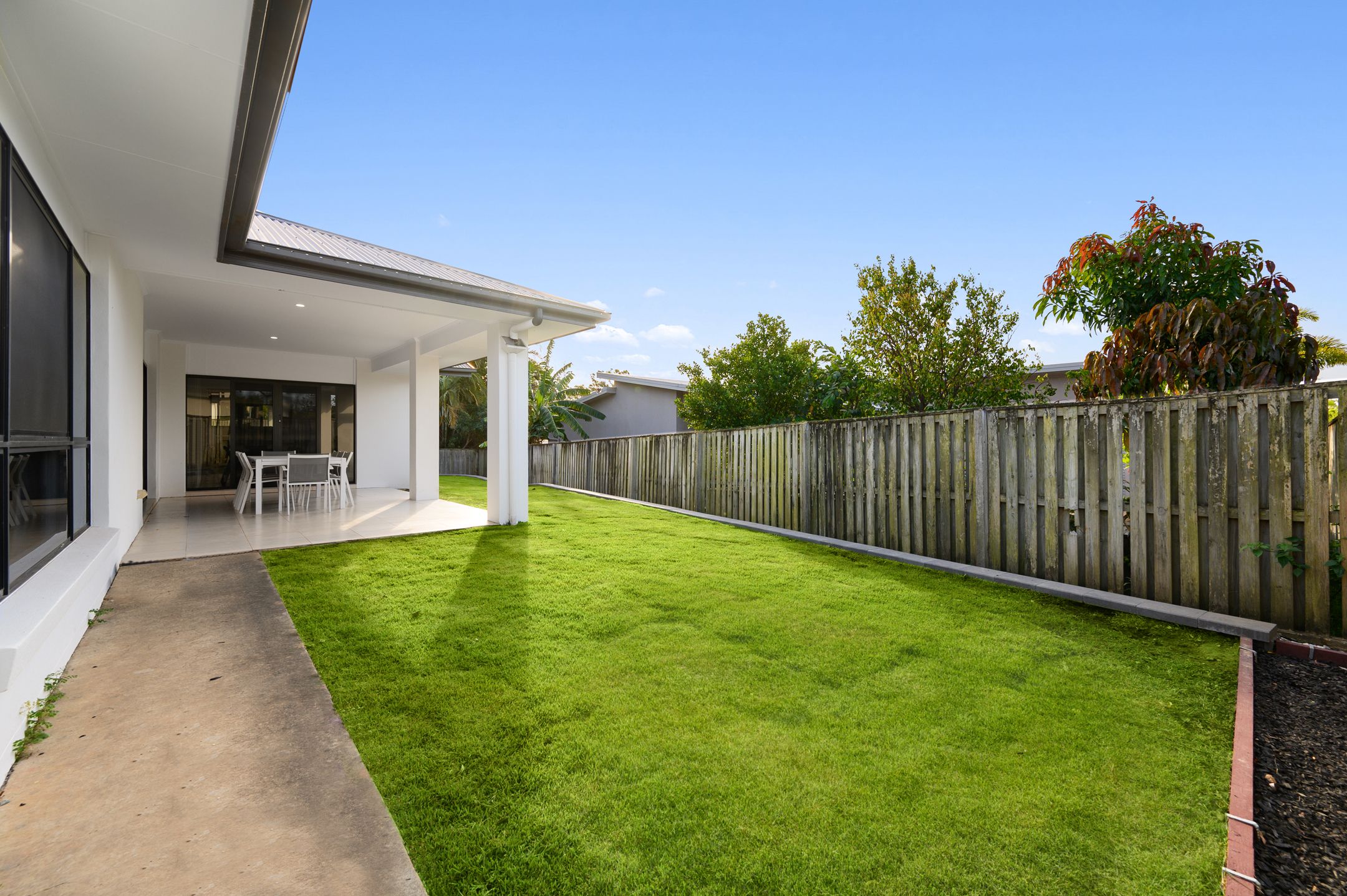 19 Peregrine Crescent — photo 16 of 24