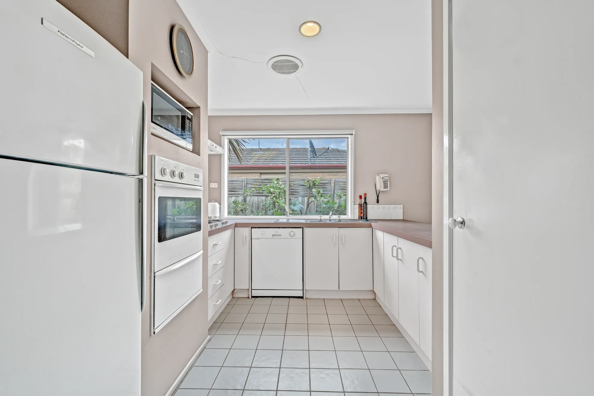 12 Neptune Place, Cranbourne West, VIC 3977