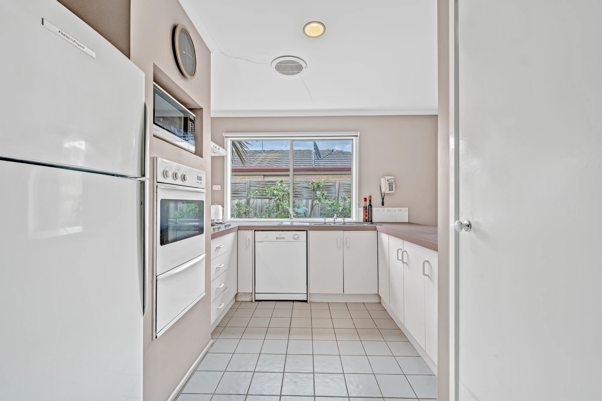12 Neptune Place, Cranbourne West, VIC 3977