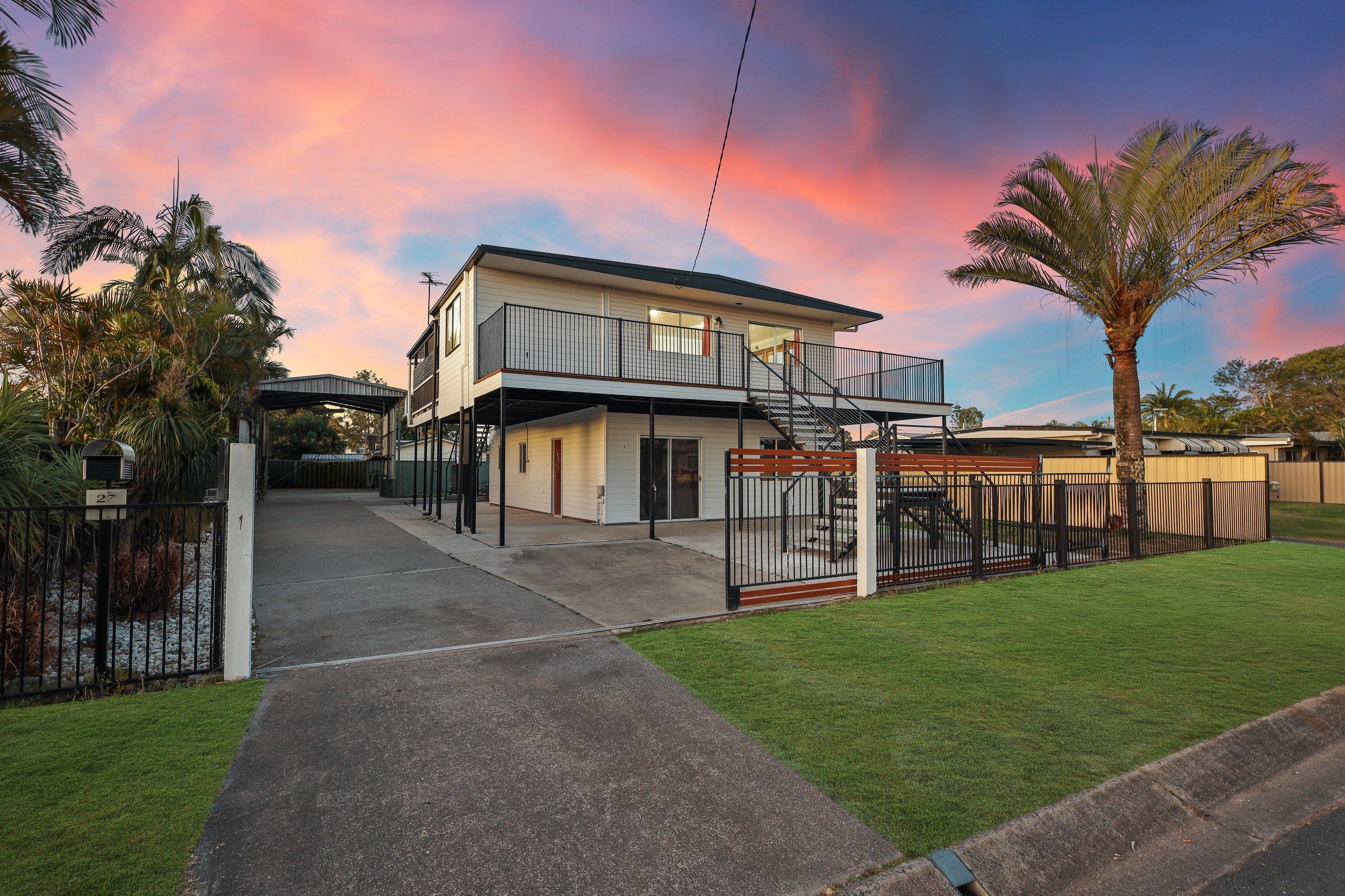 27 Gillian Street, Beachmere, QLD 4510