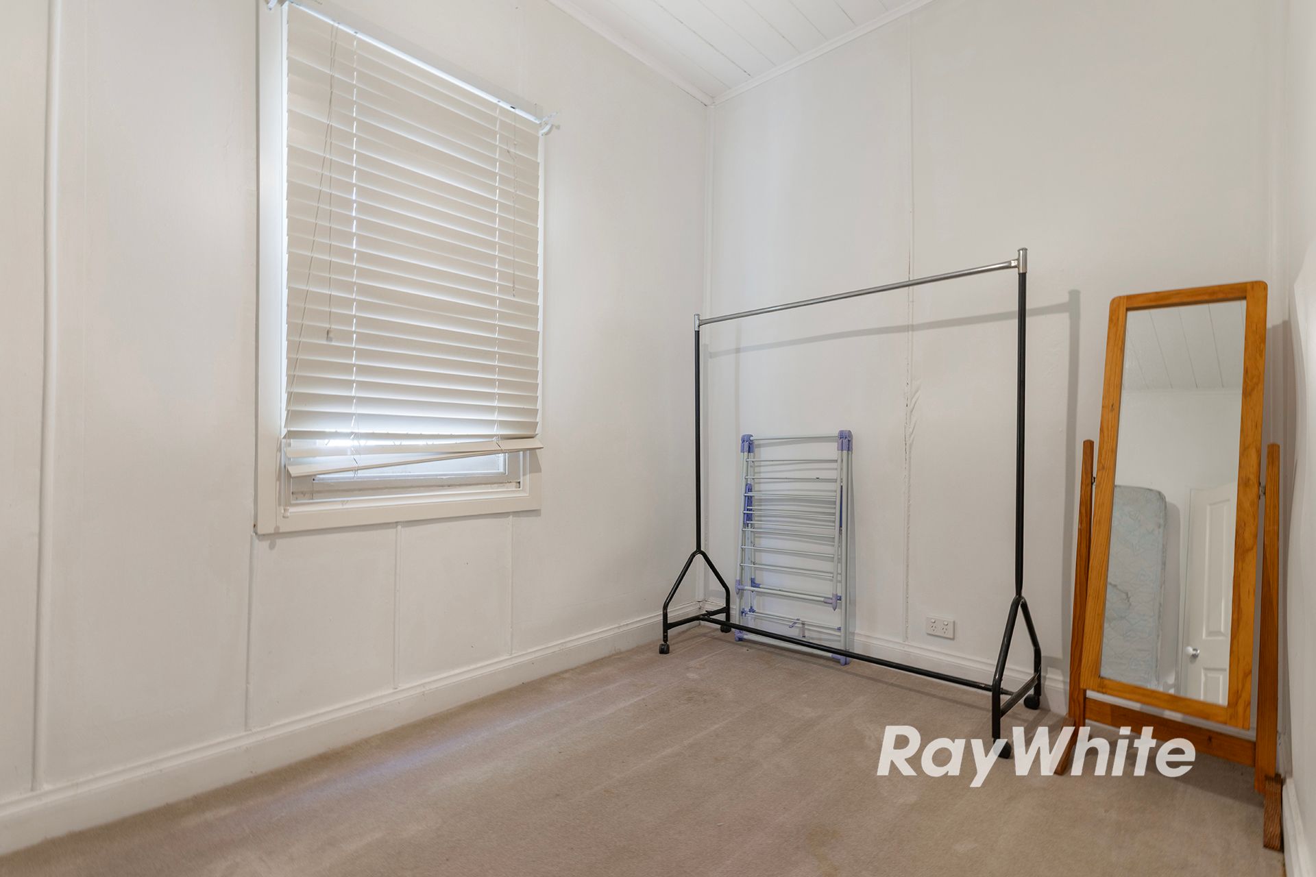 64 Michie Street — photo 5 of 18